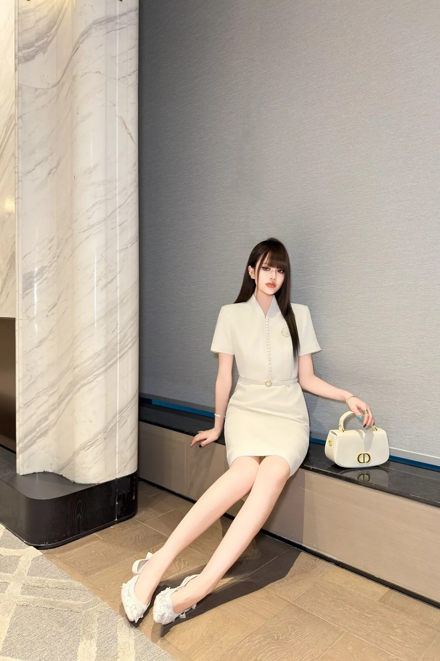 디올 브이넥 벨트 반소매 여성용 원피스 상세 이미지 31