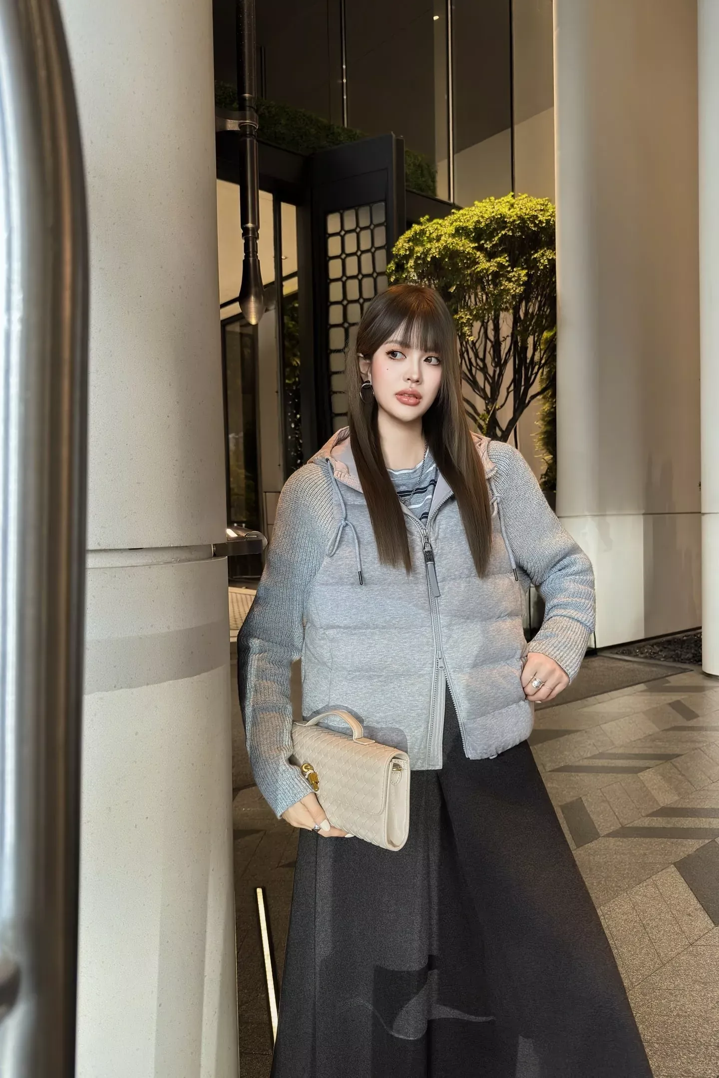브루넬로쿠치넬리 니트 패널 후드 여성용 쇼트 패딩 상세 이미지 15