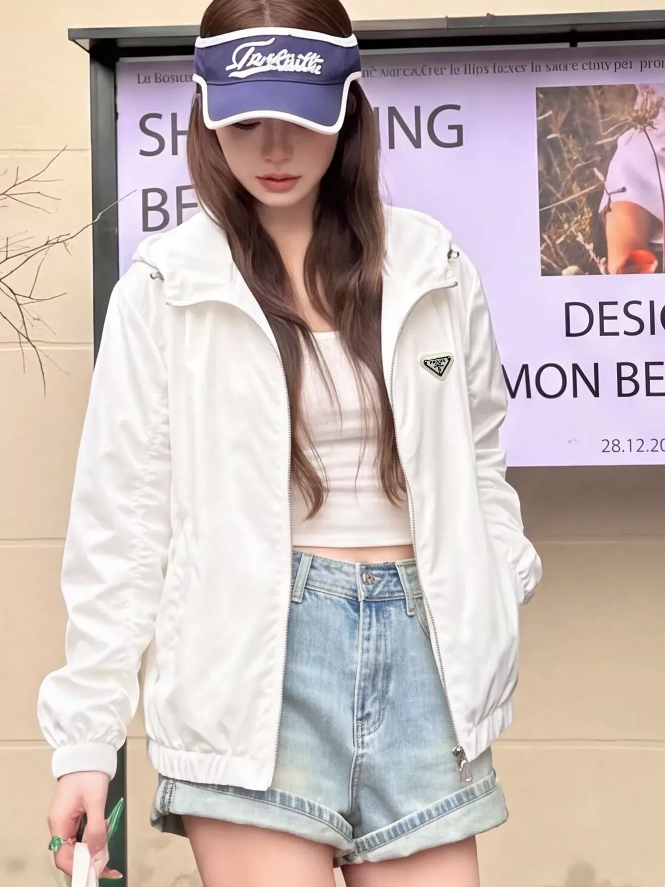 프라다 셔링 디테일 쇼트 여성용 후드 재킷 상세 이미지 24