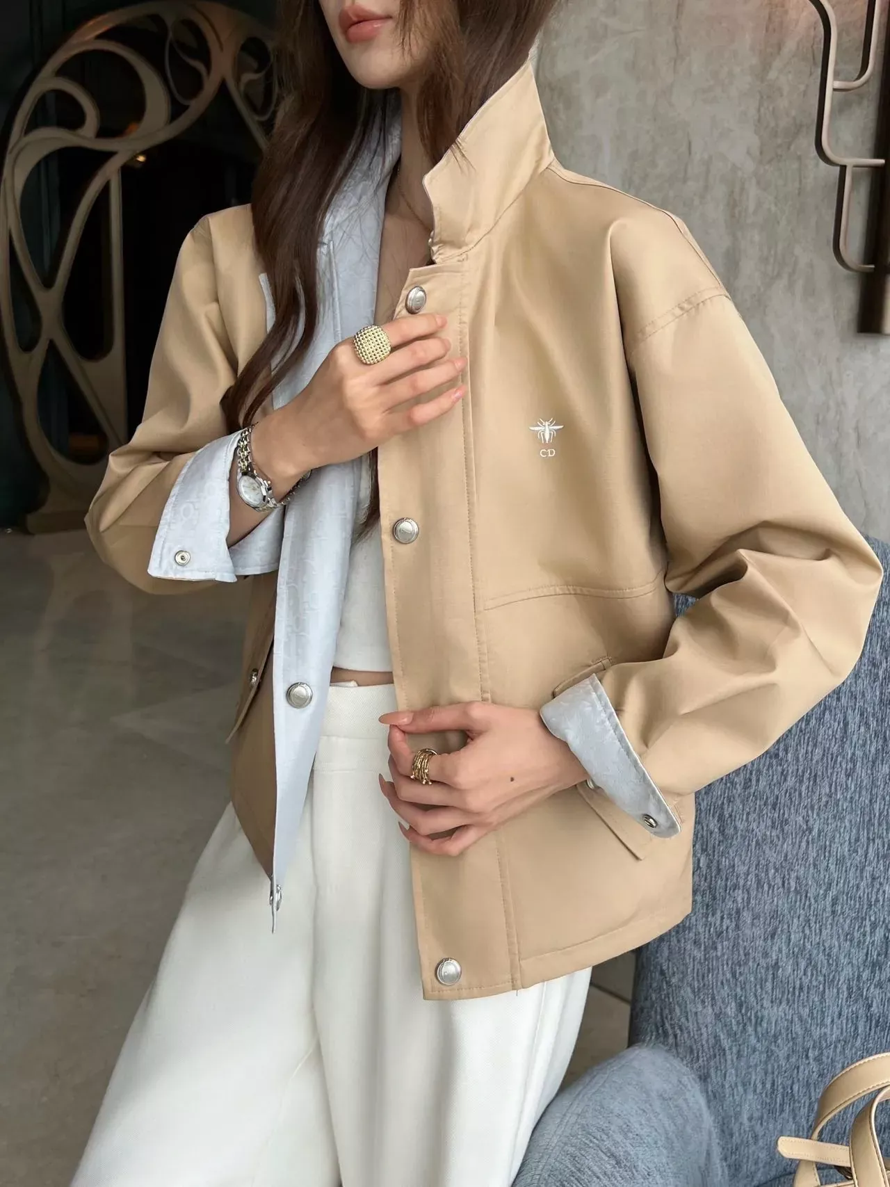 d24.webp
