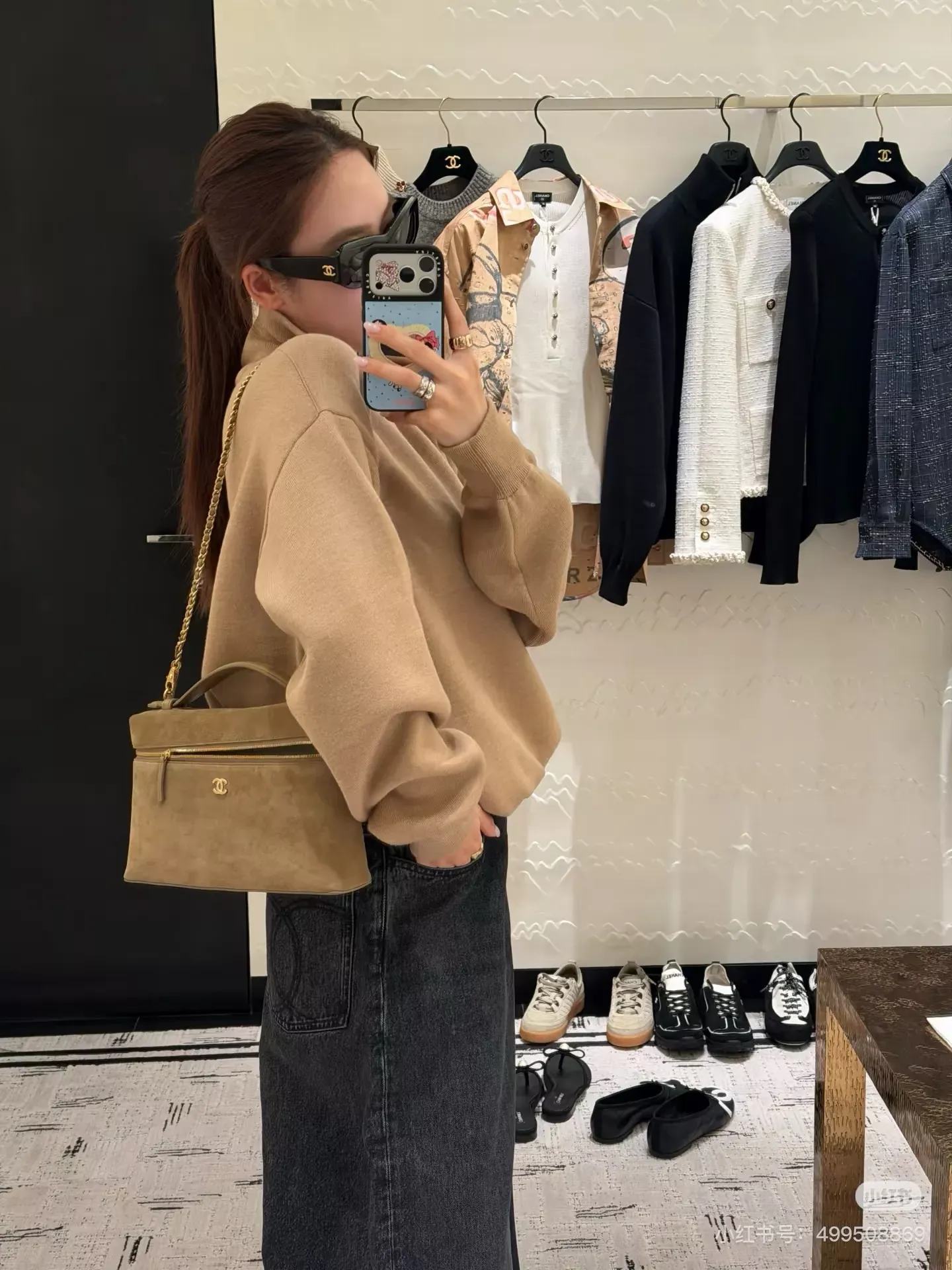 샤넬 반집업 입체 포켓 여성용 긴소매 티셔츠 상세 이미지 13