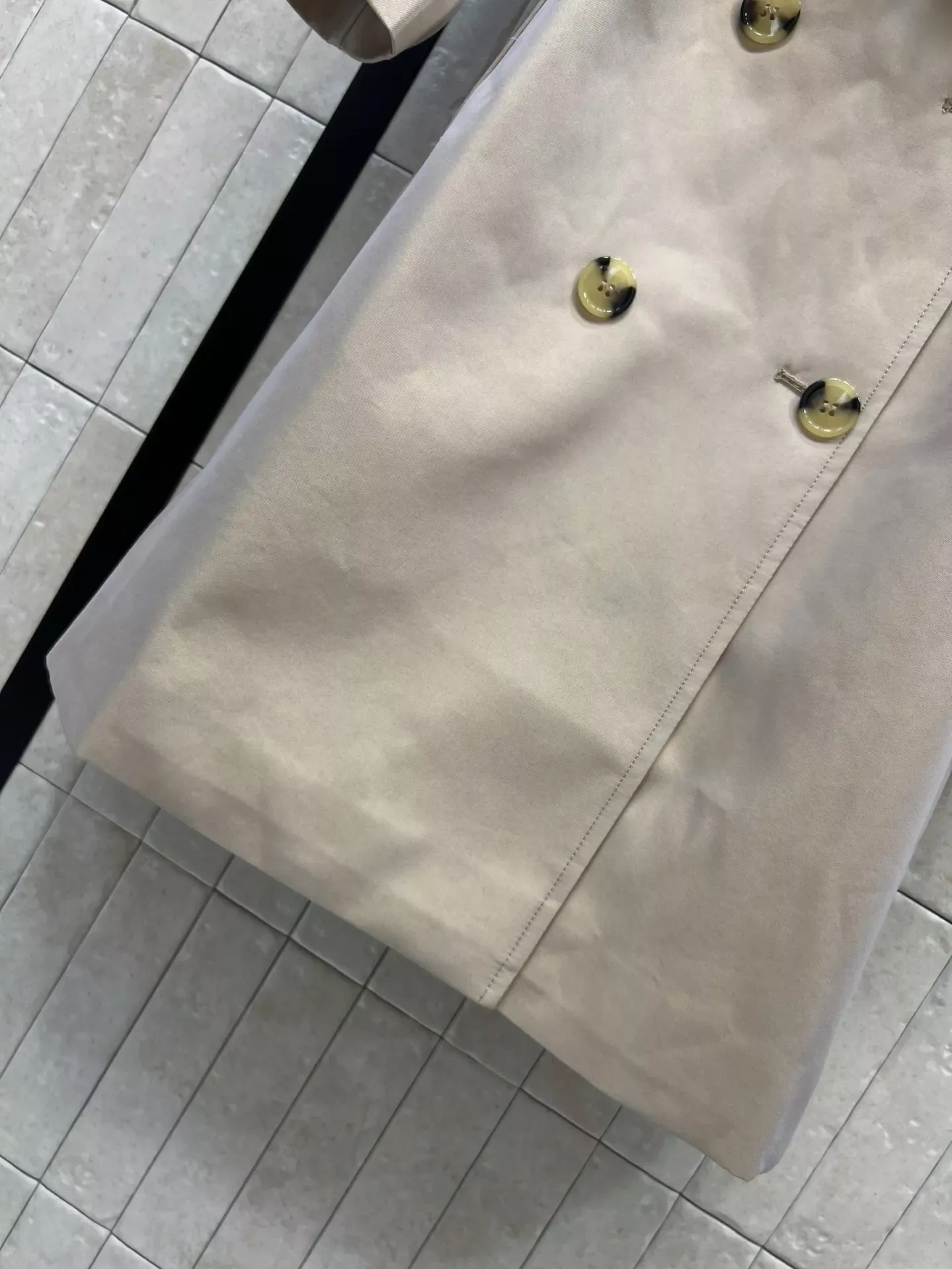 버버리 더블브레스트 벨트 여성용 롱 코트 상세 이미지 3
