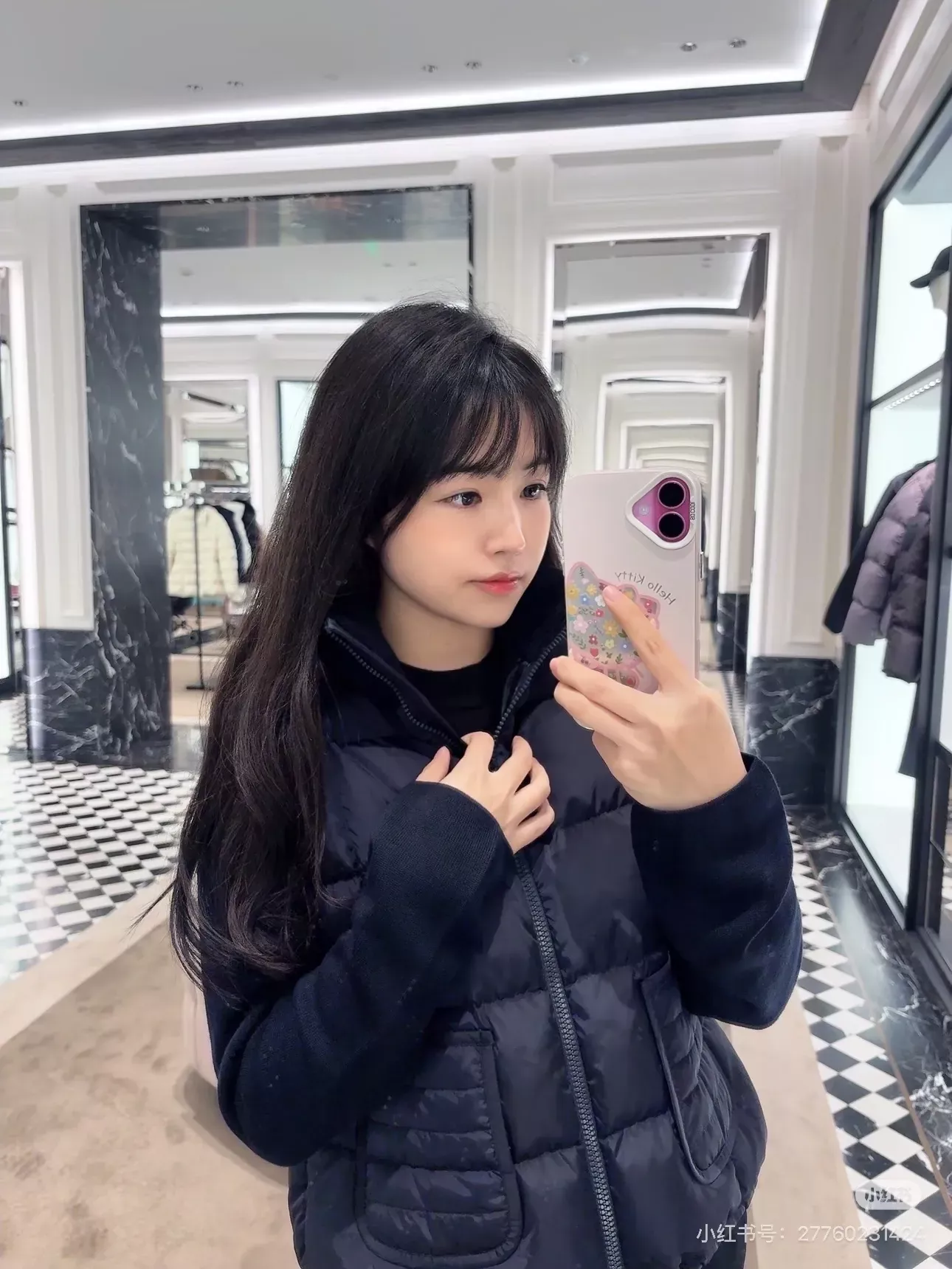 몽클레어 니트 소매 하이넥 여성용 쇼트 패딩 상세 이미지 19