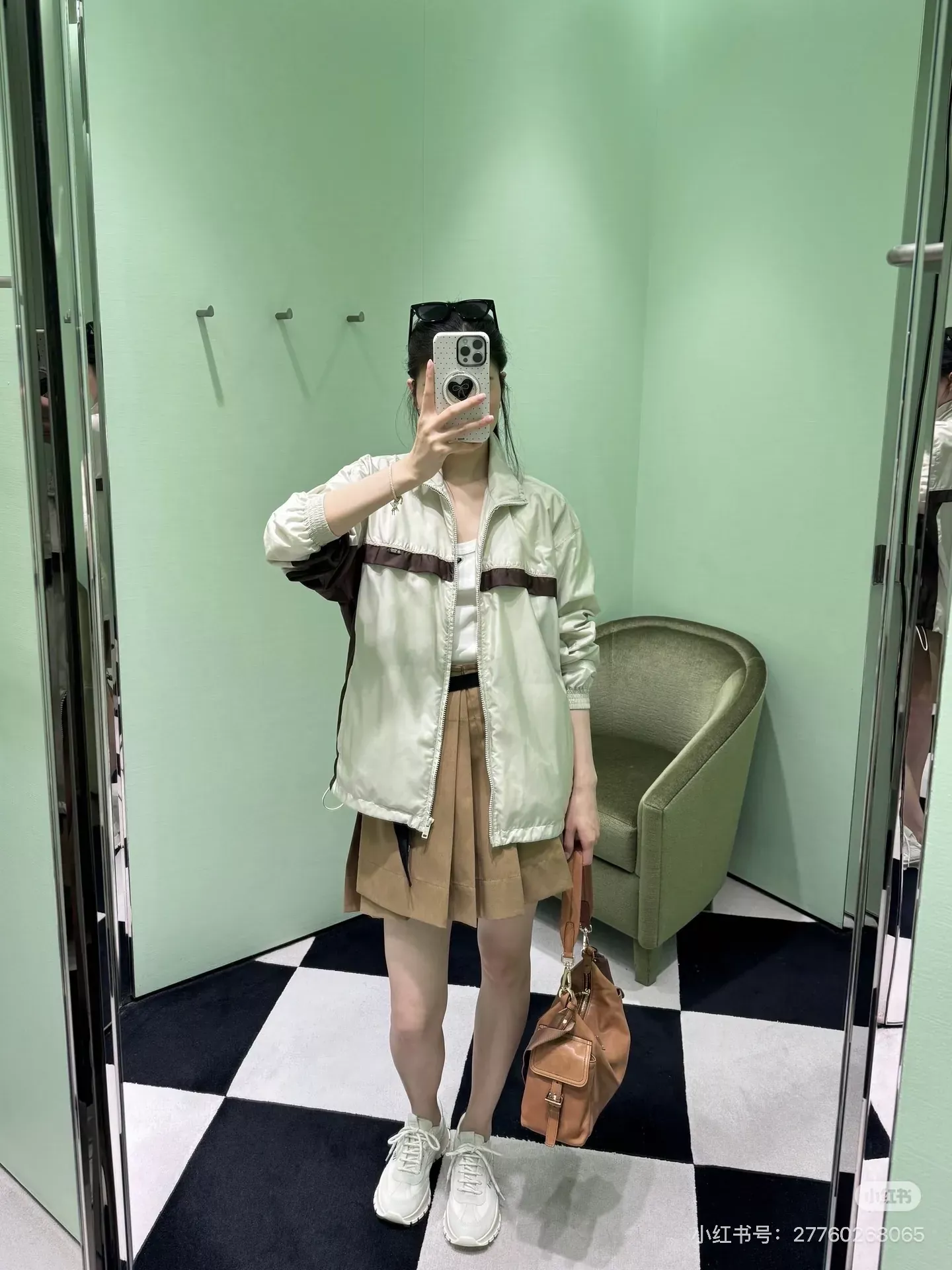 프라다 배색 나일론 스탠드칼라 남녀공용 집업 재킷 상세 이미지 14