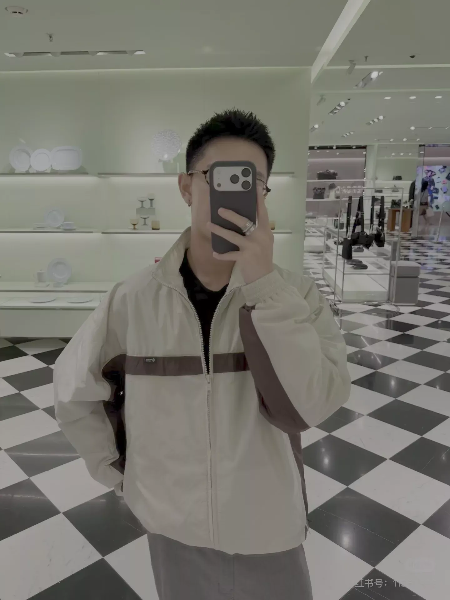 프라다 배색 나일론 스탠드칼라 남녀공용 집업 재킷 상세 이미지 27