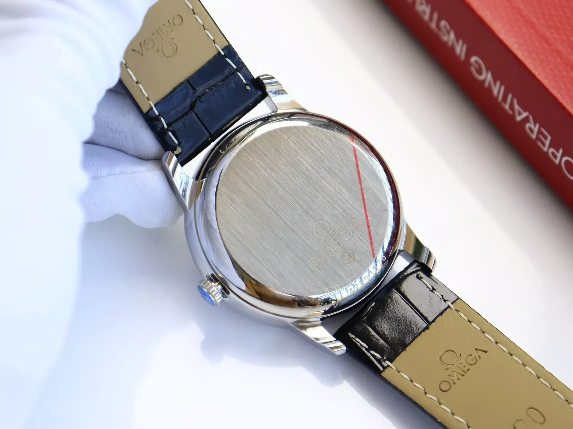 오메가 드빌 오토매틱 39mm 남성용 가죽 시계 상세 이미지 8