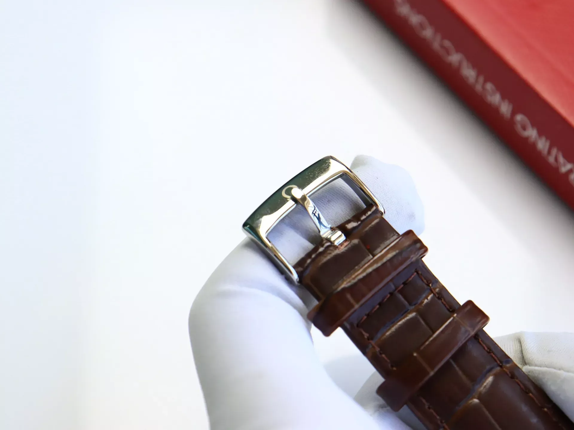 오메가 드빌 오토매틱 39mm 남성용 가죽 시계 상세 이미지 6