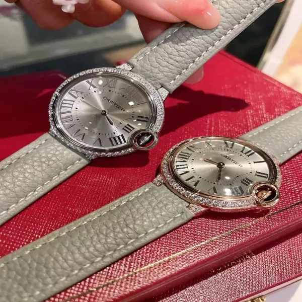 까르띠에 블루 벌룬 36mm 여성용 가죽 시계