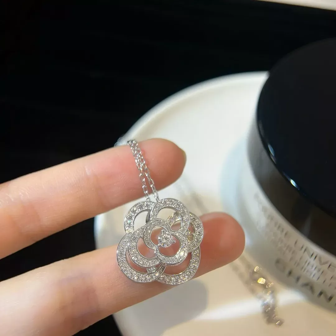 샤넬 까멜리아 로즈골드 목걸이 상세 이미지 6