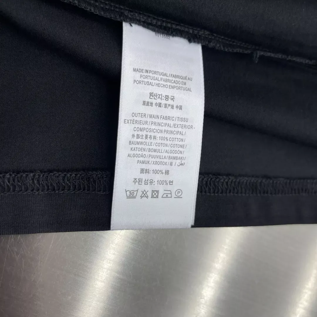 버버리 자수 디테일 코튼 남녀공용 긴소매 티셔츠 상세 이미지 7