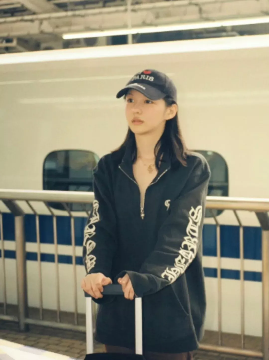 크롬하츠 고딕 자수 반집업 맨투맨 티셔츠 상세 이미지 15