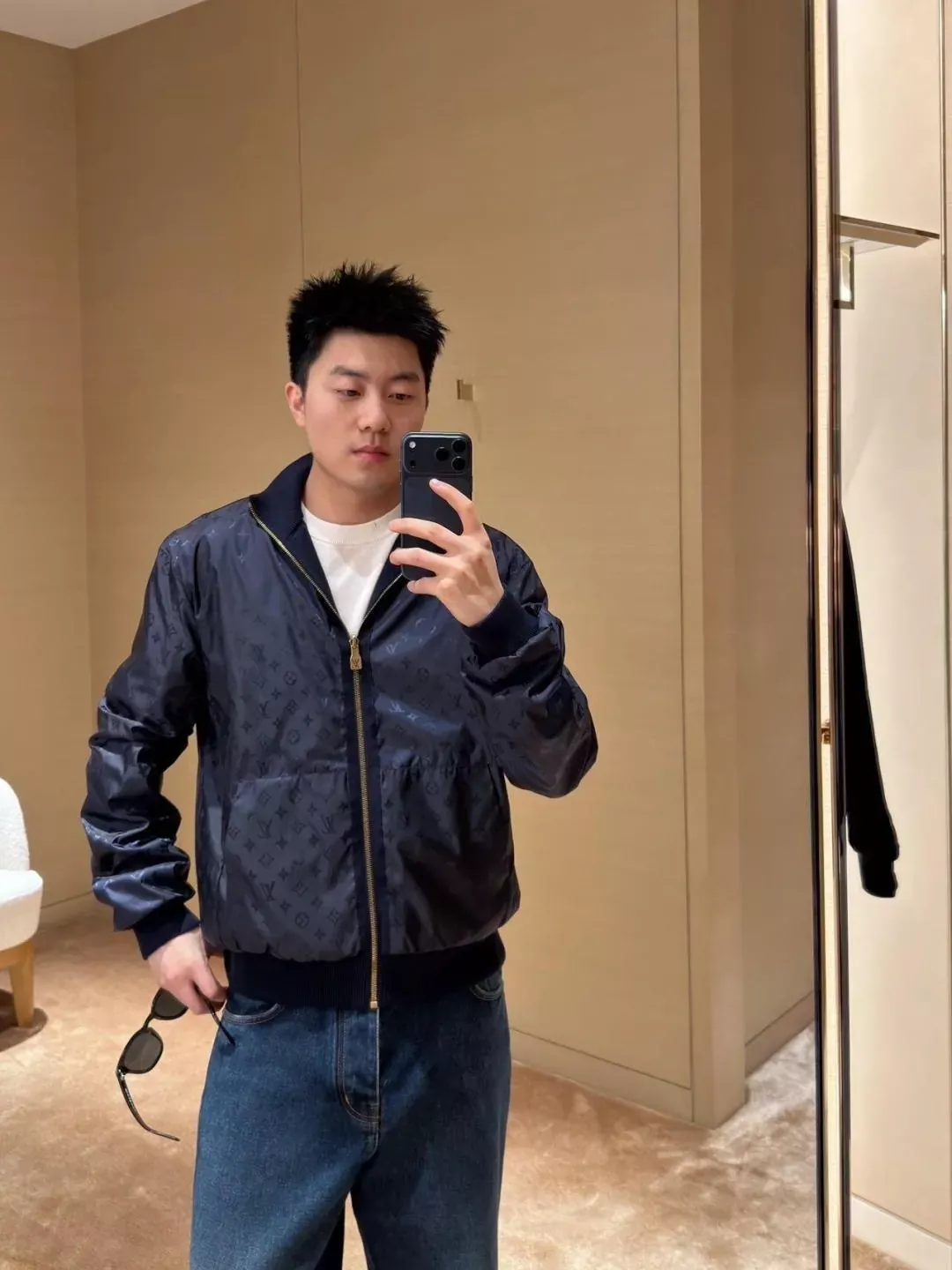 루이비통 양면 모노그램 니트 남녀공용 집업 재킷 상세 이미지 26