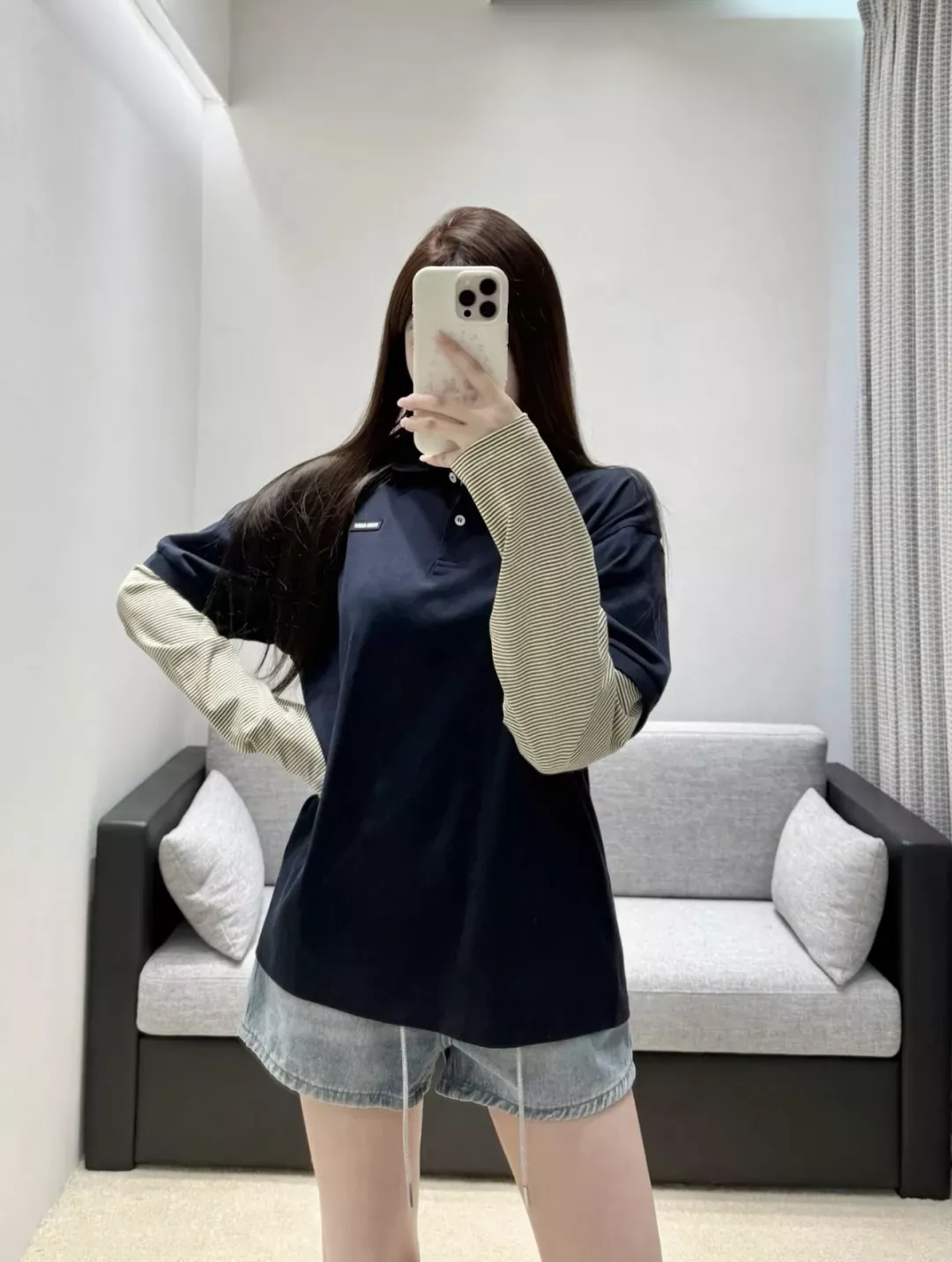 미우미우 레이어드 스트라이프 남녀공용 긴소매 티셔츠 상세 이미지 17