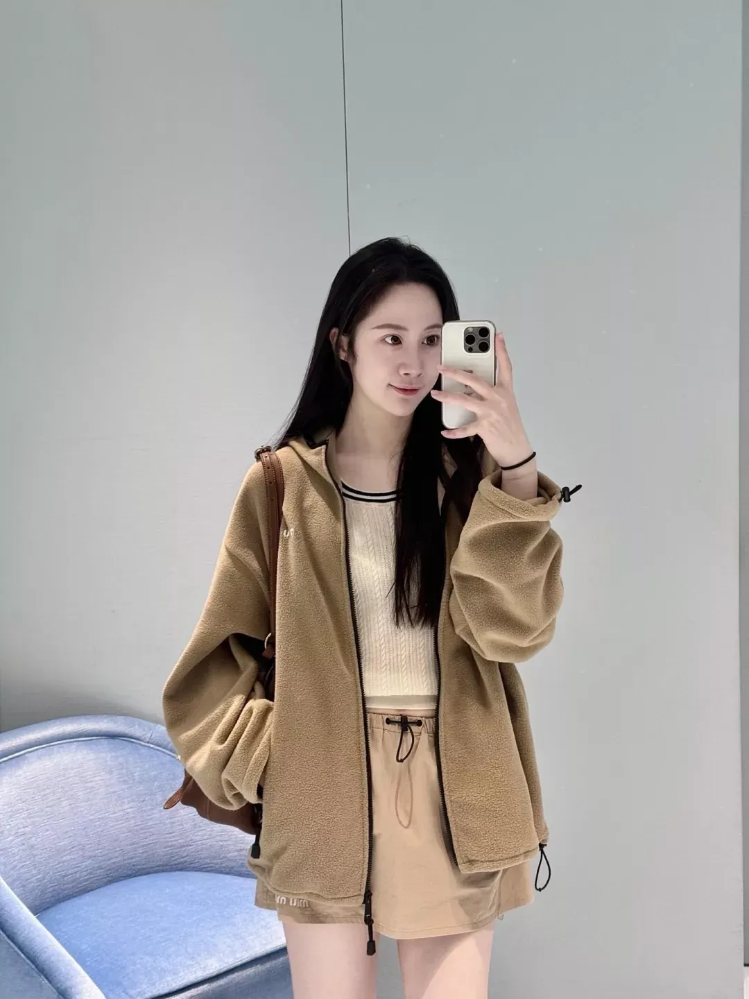 미우미우 자수 보아 집업 남녀공용 플리스 재킷 상세 이미지 23