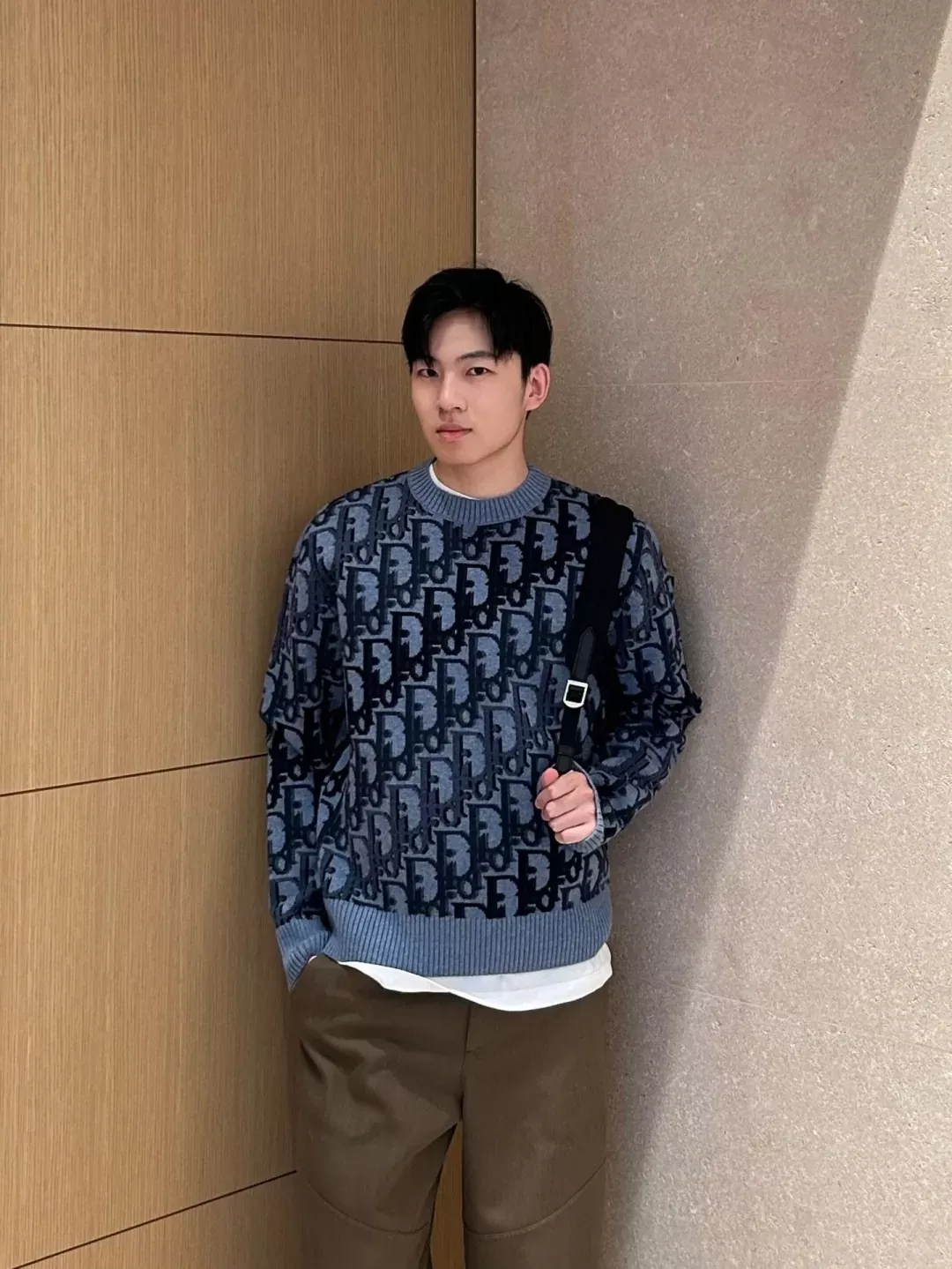 디올 그라데이션 자카드 울 남녀공용 긴소매 니트 상세 이미지 19