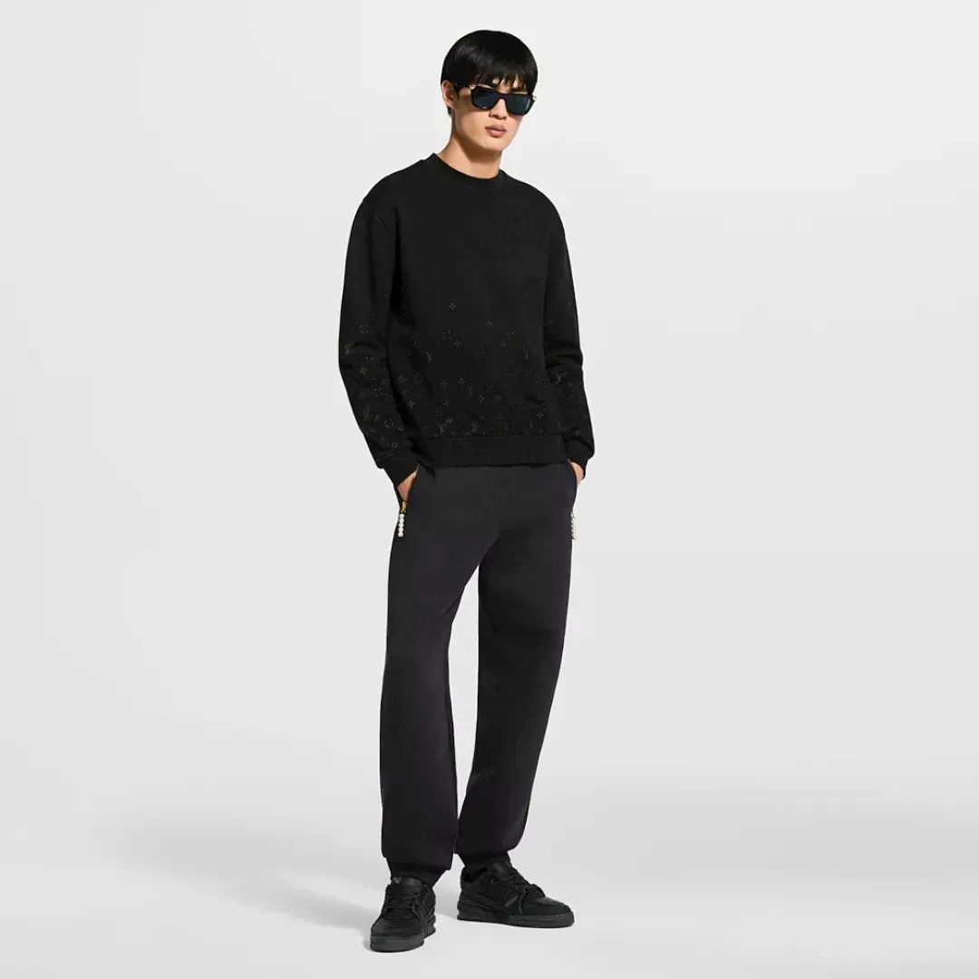 루이비통 그라데이션 플록 로고 남녀공용 맨투맨 티셔츠 상세 이미지 21