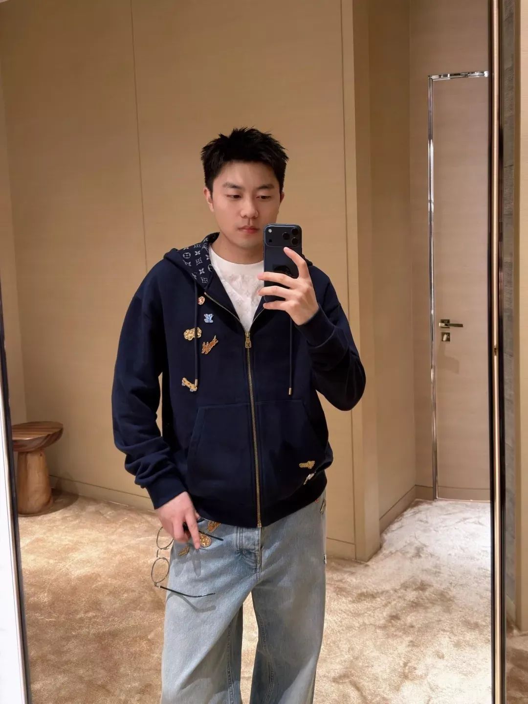 루이비통 컬러 배지 장식 집업 남녀공용 후드 재킷 상세 이미지 23