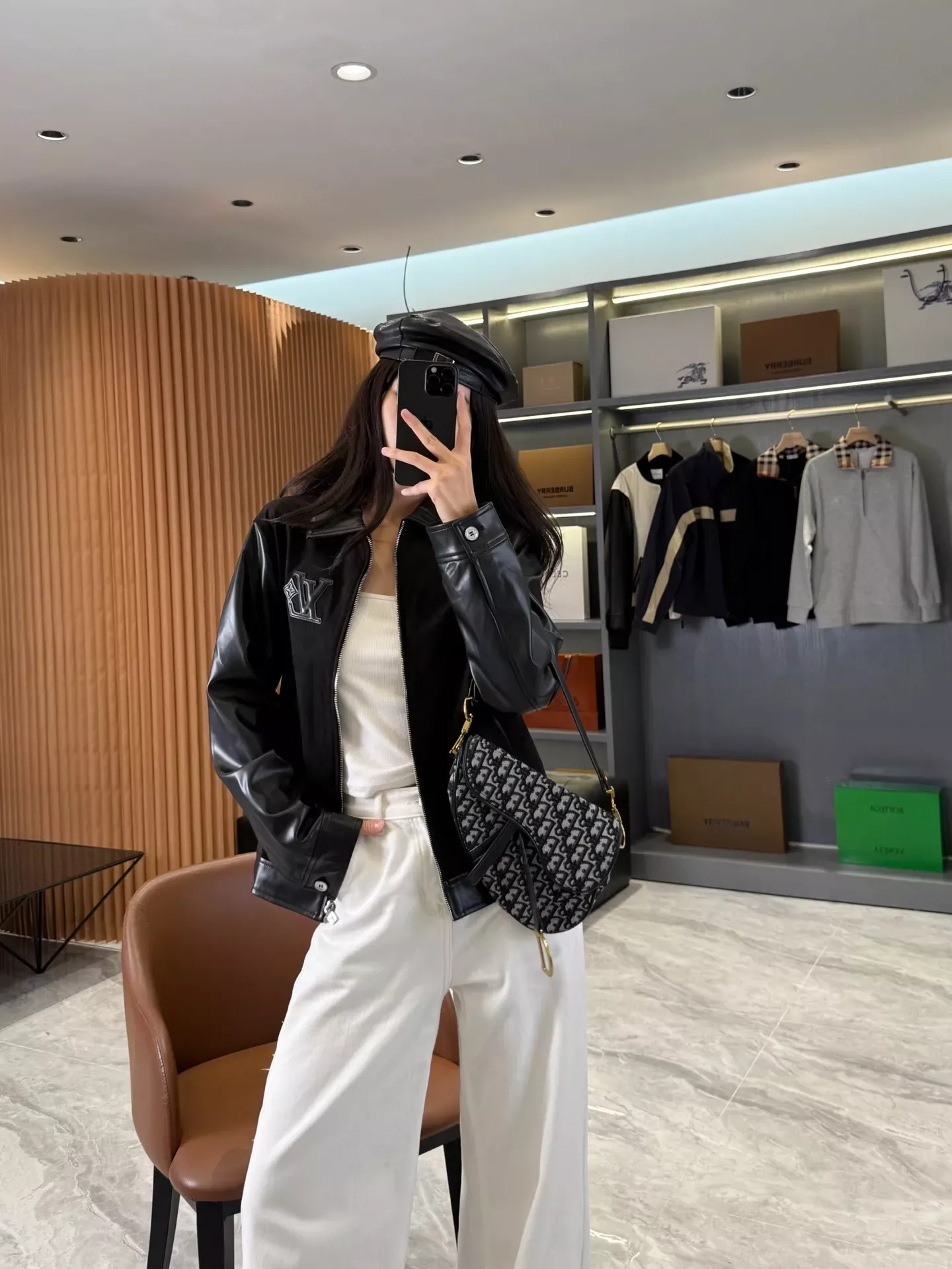 루이비통 스웨이드 배색 숏 가죽 재킷 상세 이미지 47