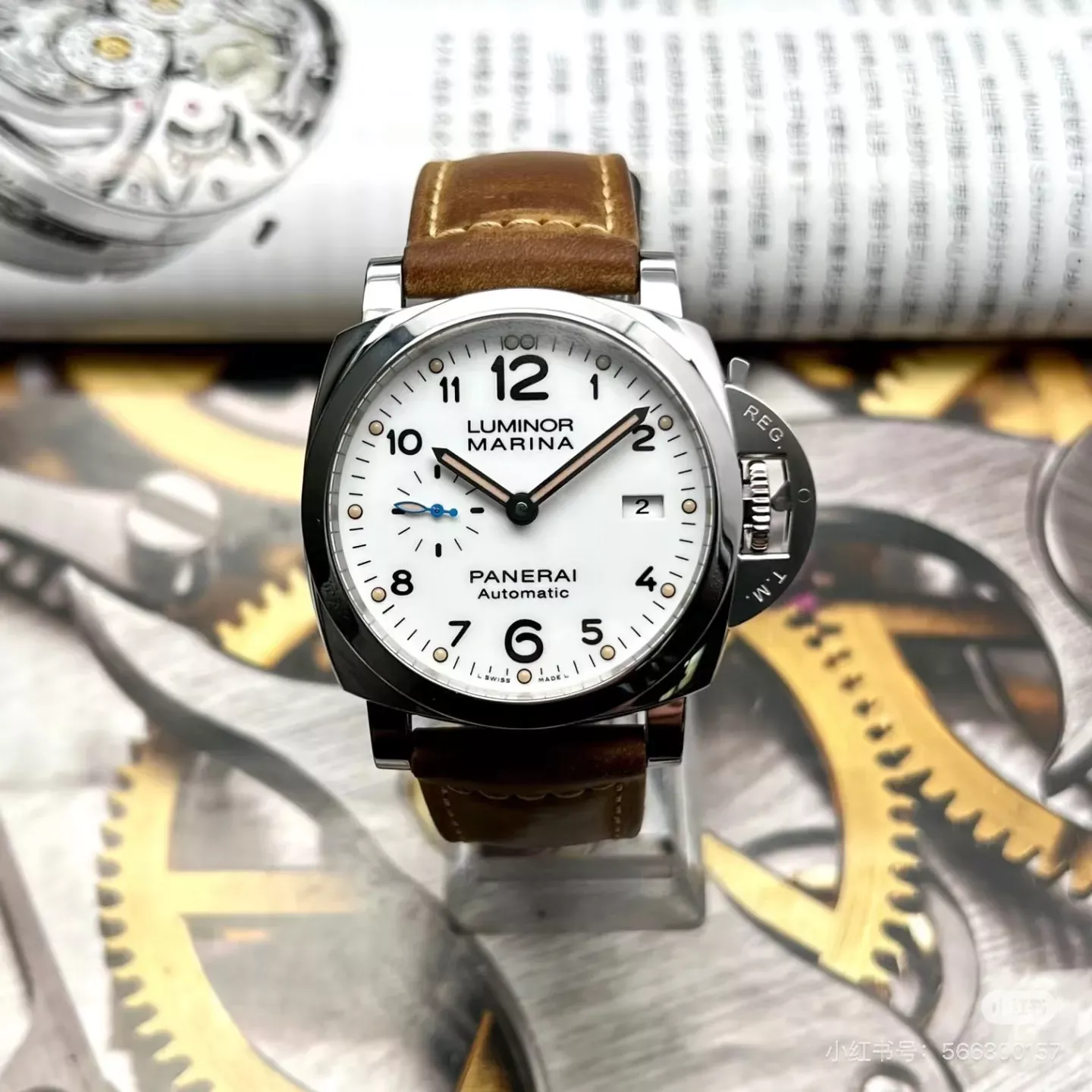 파네라이 루미노르 40mm 남성용 가죽 시계 상세 이미지 13