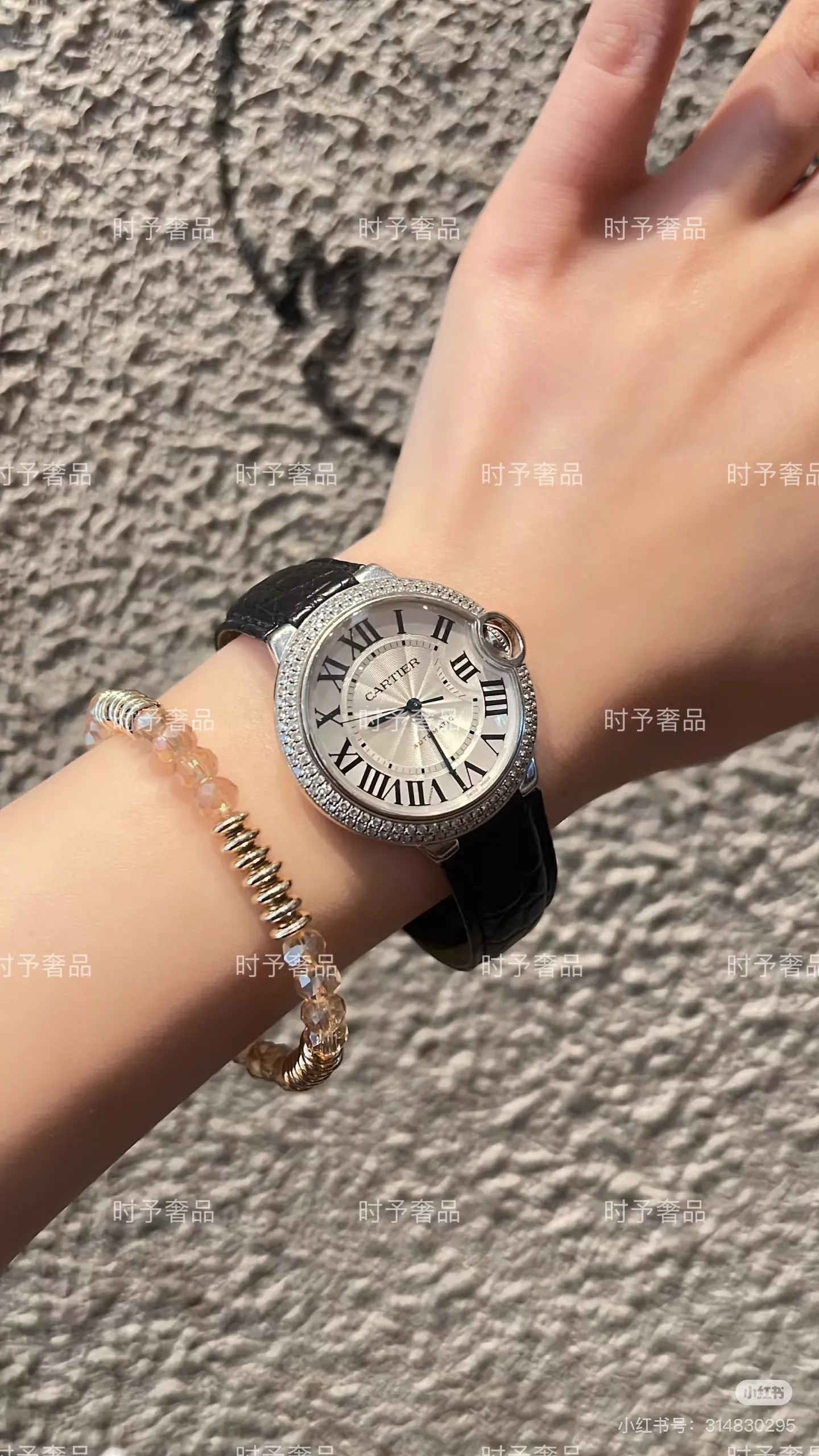 까르띠에 블루 벌룬 36mm 여성용 가죽 시계 상세 이미지 14