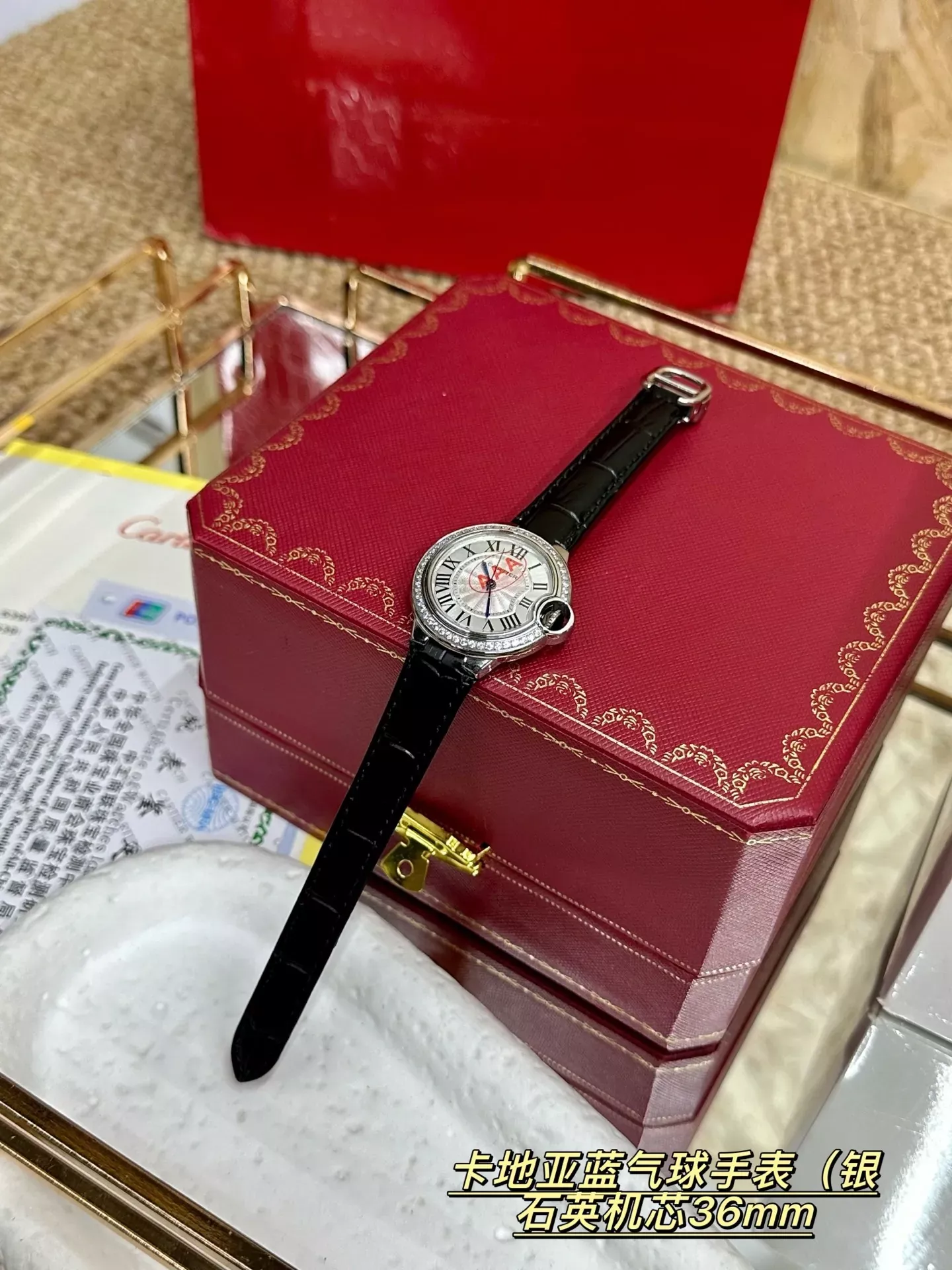 까르띠에 블루 벌룬 36mm 여성용 가죽 시계 상세 이미지 8