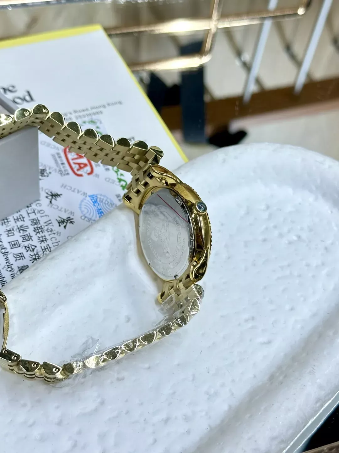 비비안웨스트우드 35mm 중성 디자인 남녀공용 메탈 시계 상세 이미지 6