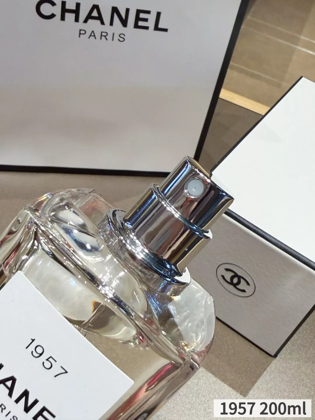샤넬 화이트 플로럴 우디 EDP 향수 상세 이미지 6
