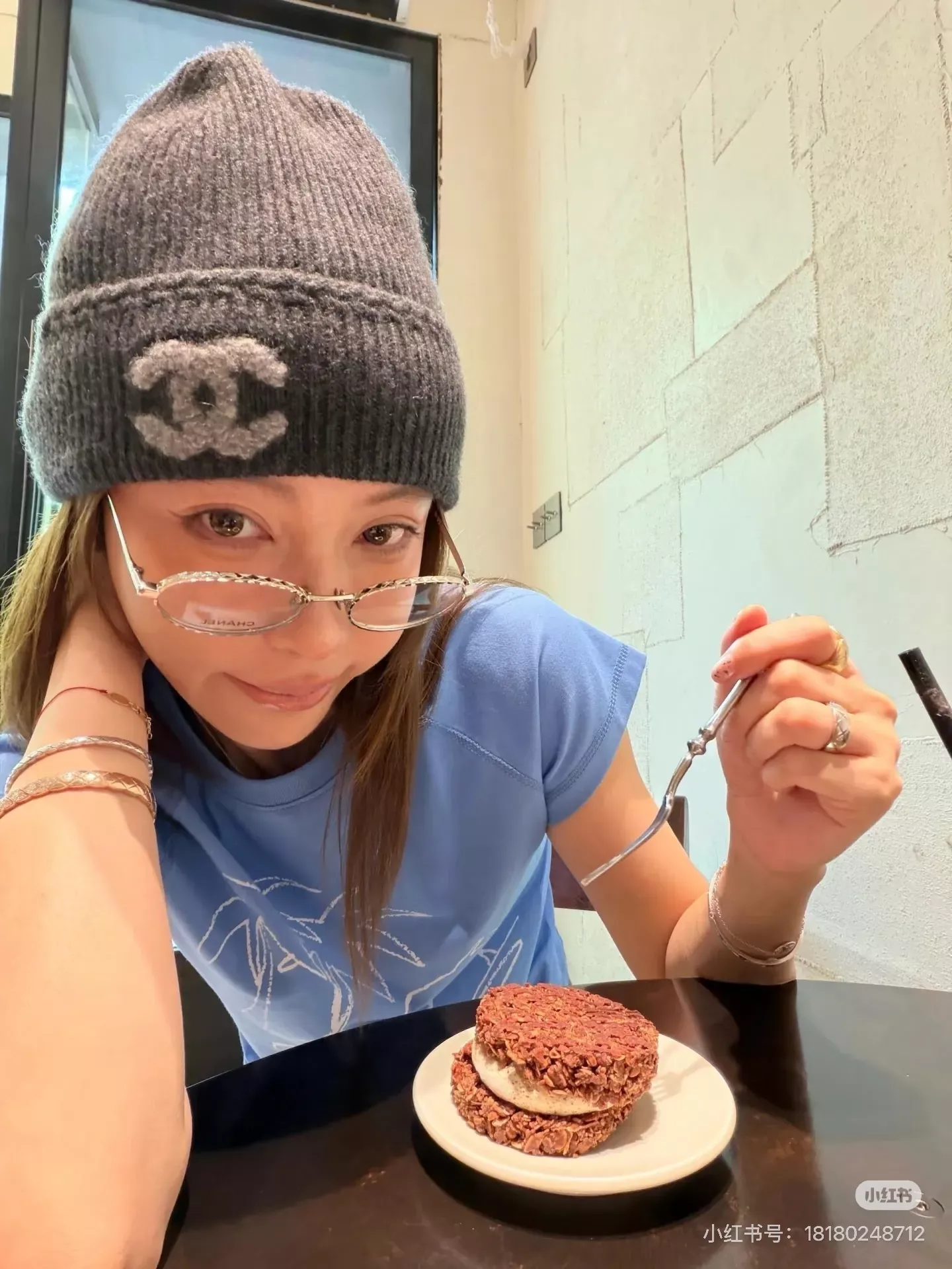 어반소피스티케이션 그래픽 워싱 크롭 여성용 반소매 티셔츠 상세 이미지 25