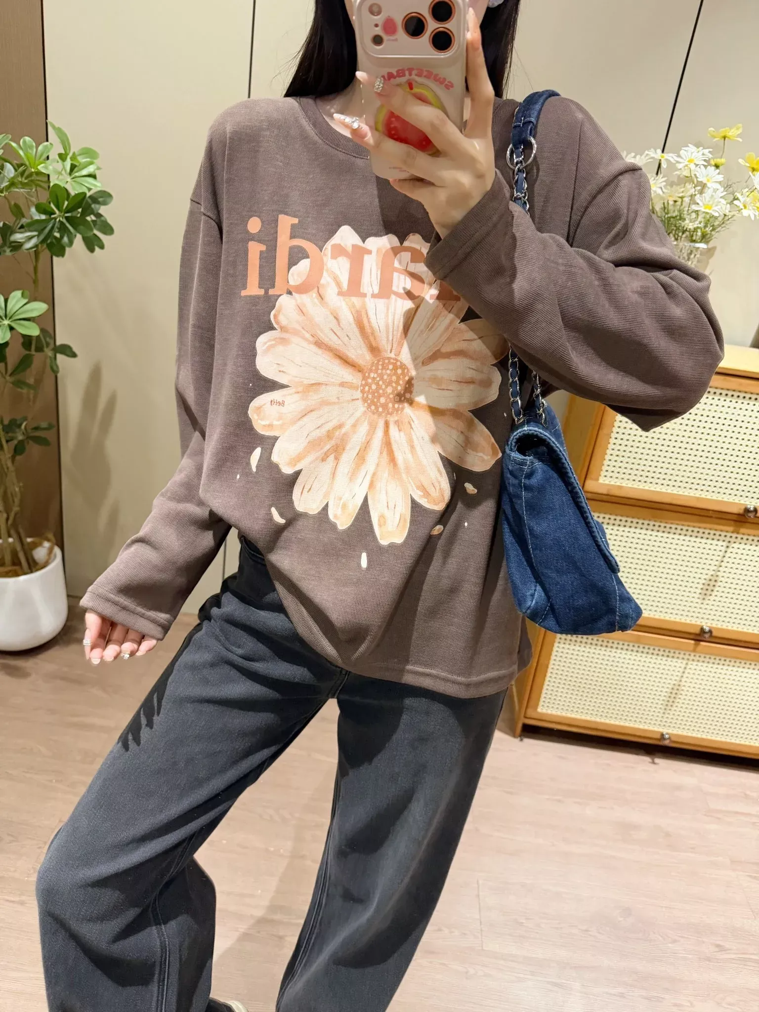 마르디 마가렛 플라워 프린트 여성용 긴소매 티셔츠 상세 이미지 25