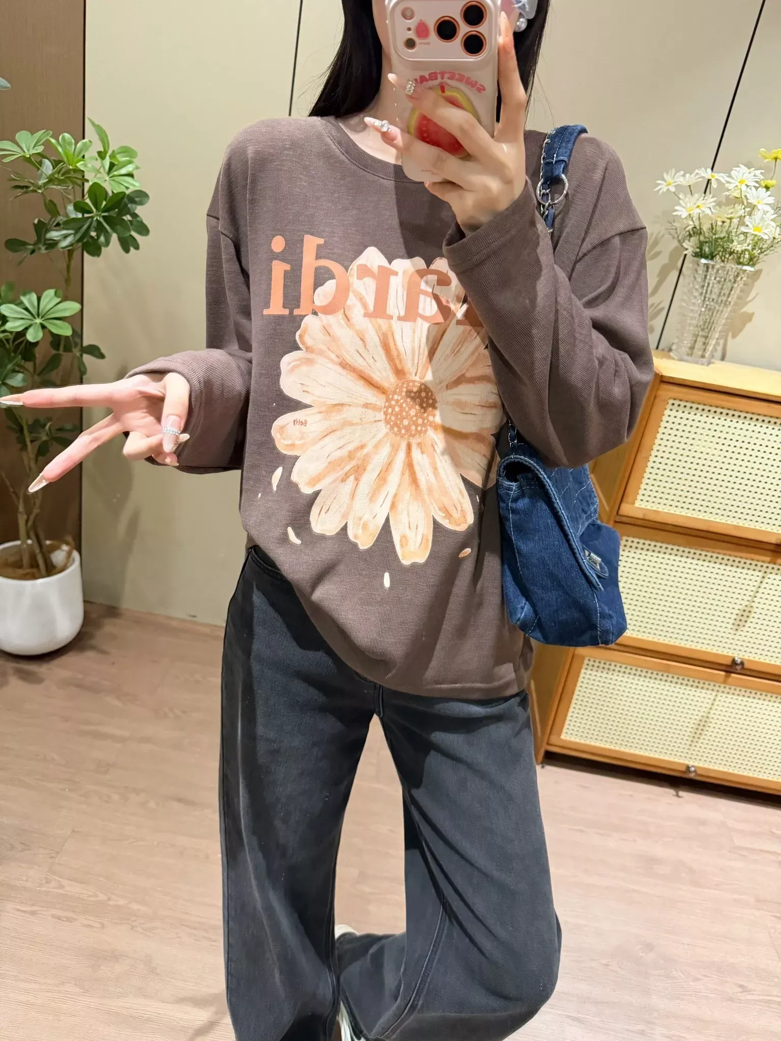 마르디 마가렛 플라워 프린트 여성용 긴소매 티셔츠 상세 이미지 29