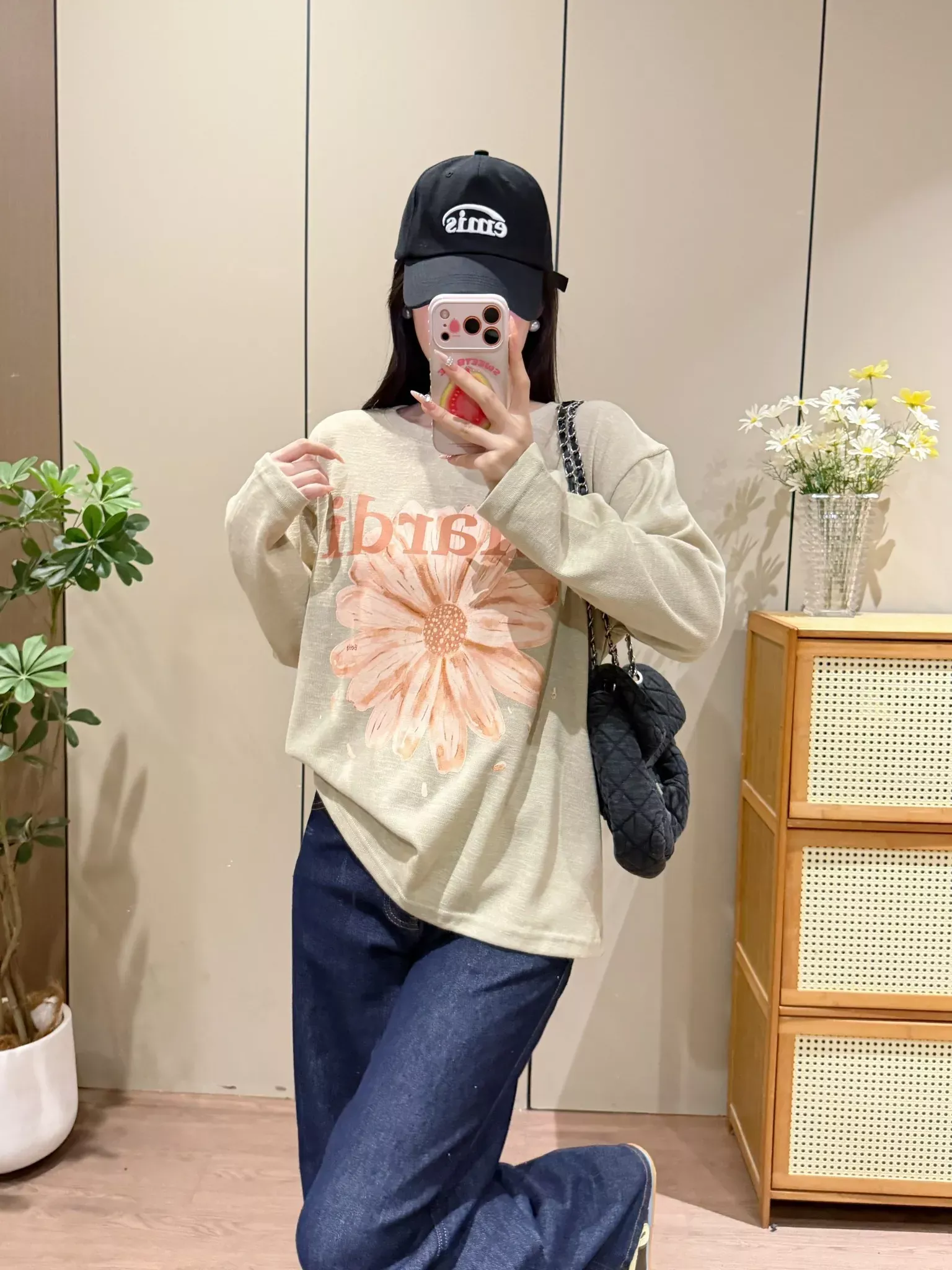 마르디 마가렛 플라워 프린트 여성용 긴소매 티셔츠 상세 이미지 30
