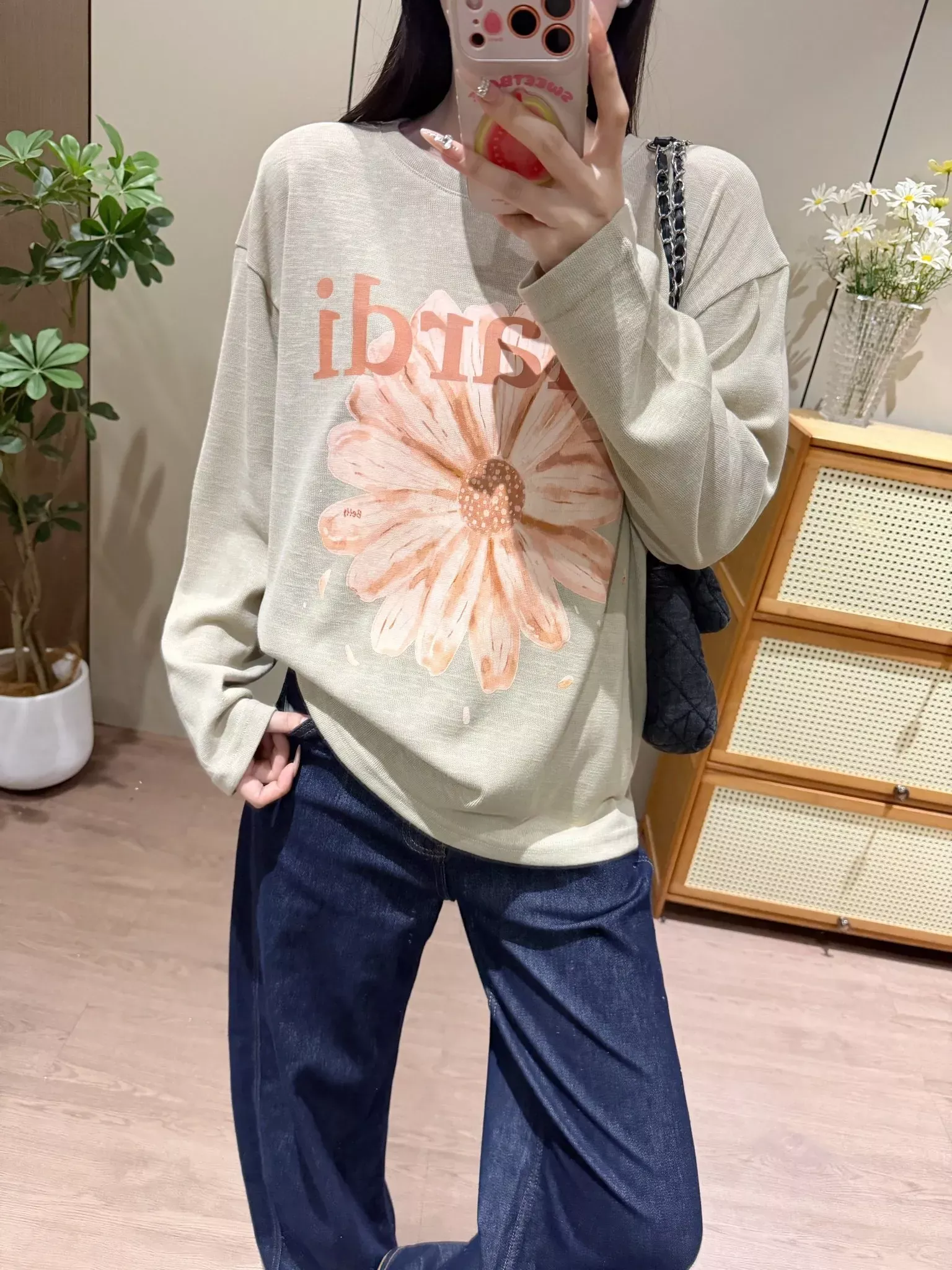 마르디 마가렛 플라워 프린트 여성용 긴소매 티셔츠 상세 이미지 33