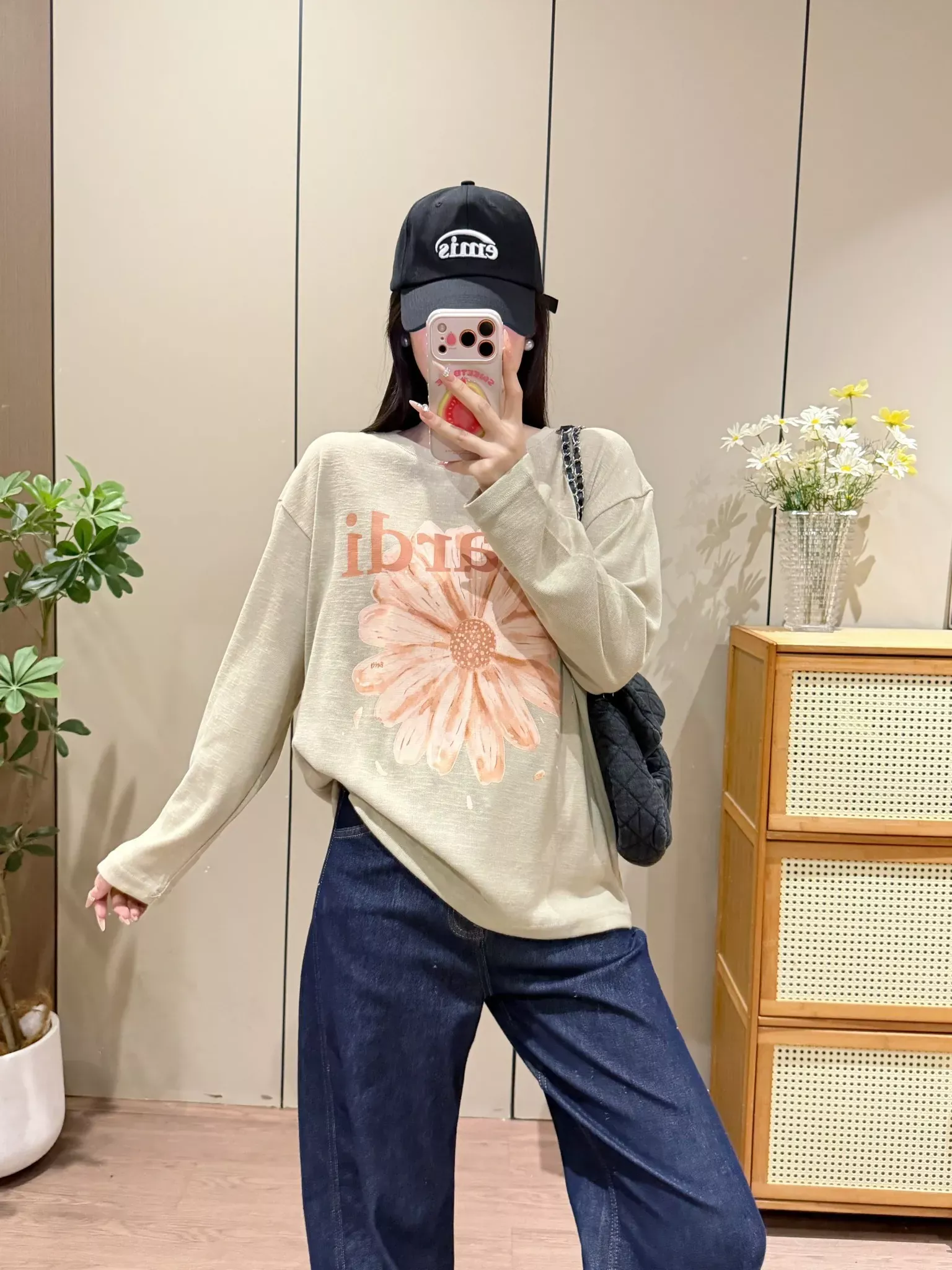 마르디 마가렛 플라워 프린트 여성용 긴소매 티셔츠 상세 이미지 34