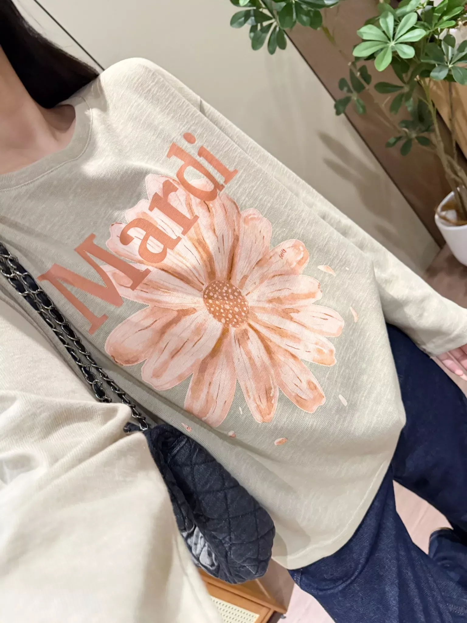 마르디 마가렛 플라워 프린트 여성용 긴소매 티셔츠 상세 이미지 36