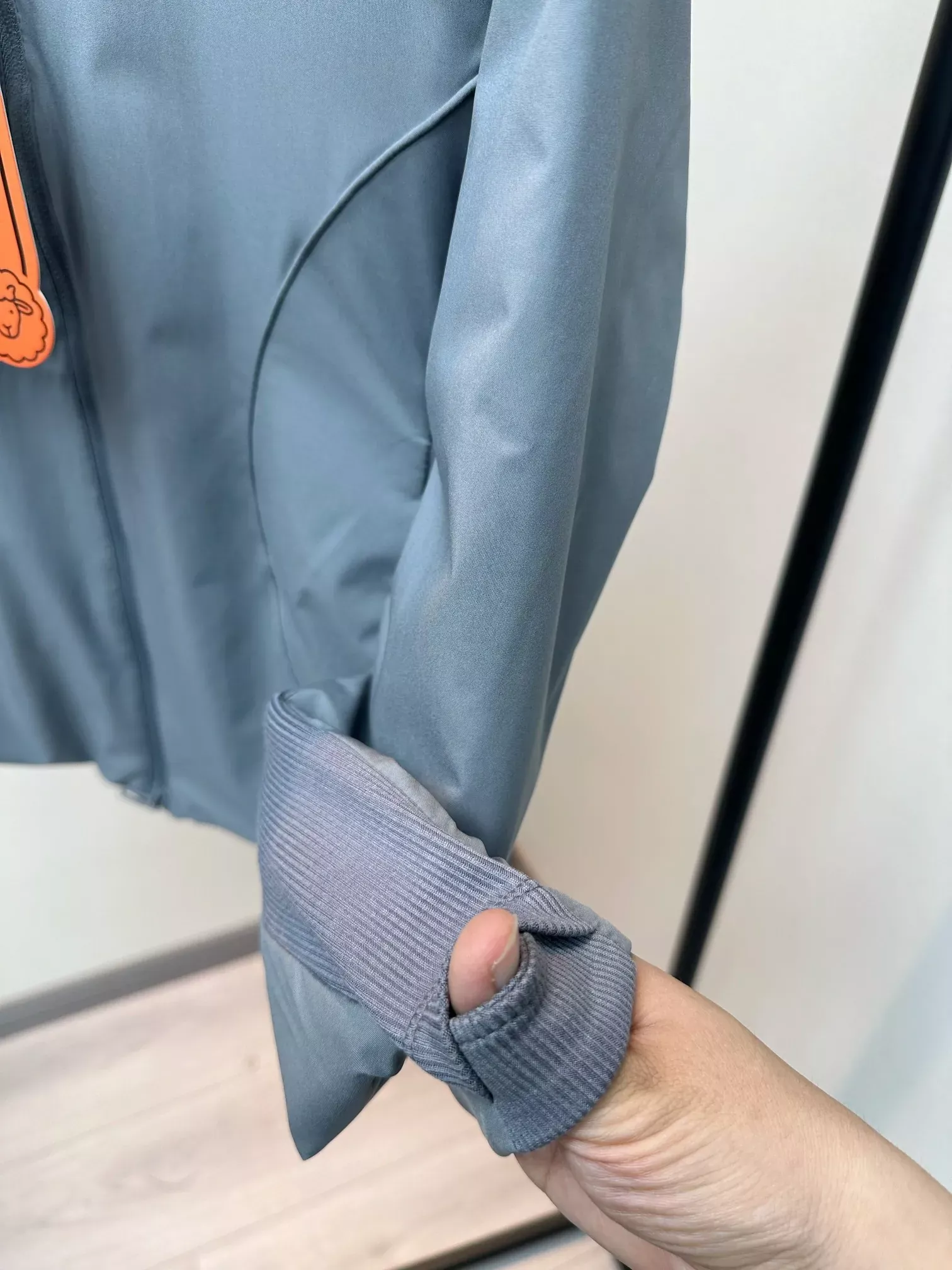 룰루레몬 양모 충전 방풍 여성용 집업 재킷 상세 이미지 7