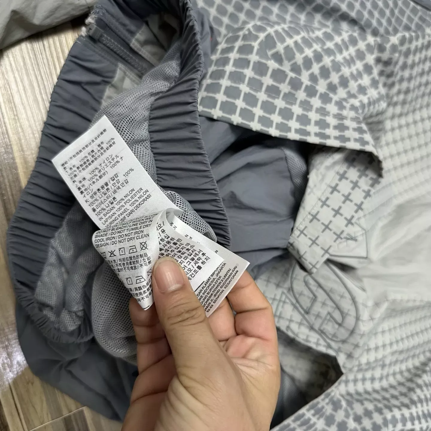 나이키 자수 로고 배색 스탠드 남녀공용 집업 재킷 상세 이미지 17
