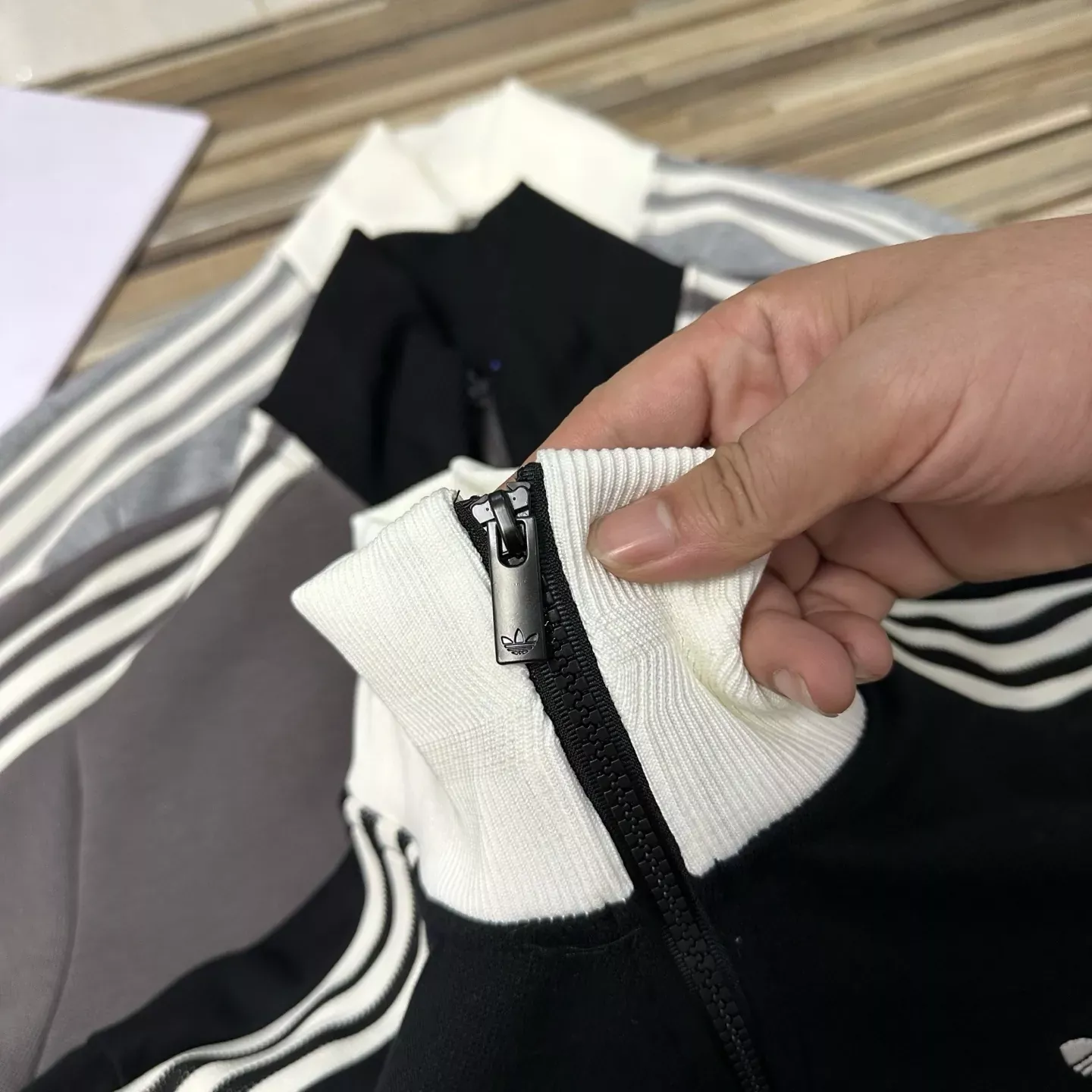 아디다스 와플 원단 오버핏 남녀공용 집업 재킷 상세 이미지 13