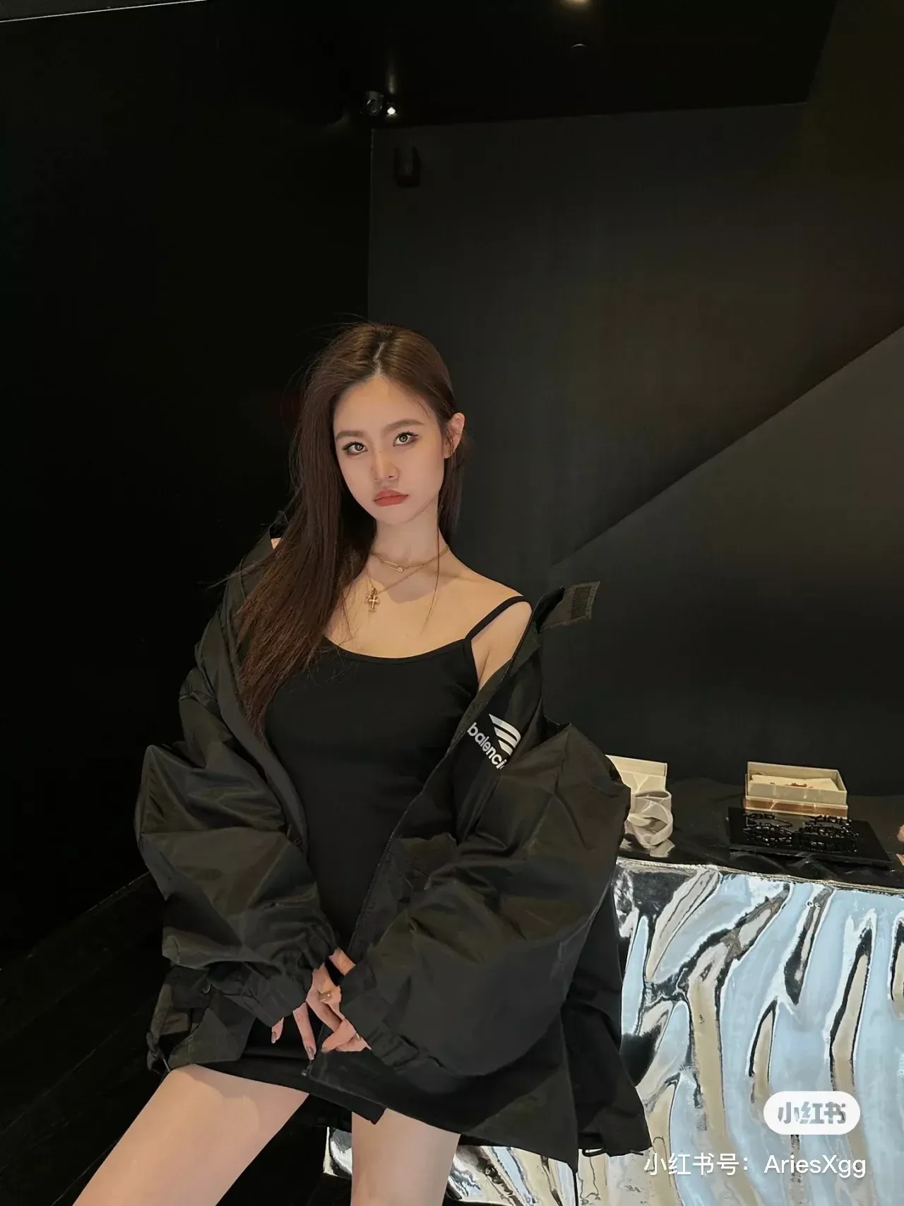 발렌시아가 방수 후드 집업 남녀공용 집업 재킷 상세 이미지 11