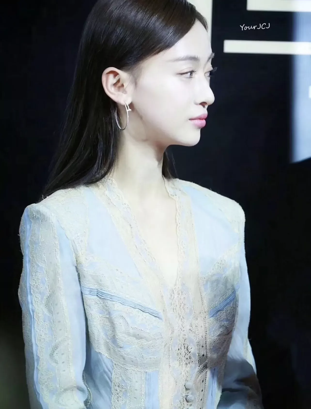 까르띠에 로즈골드 하프 라운드 귀걸이 상세 이미지 12