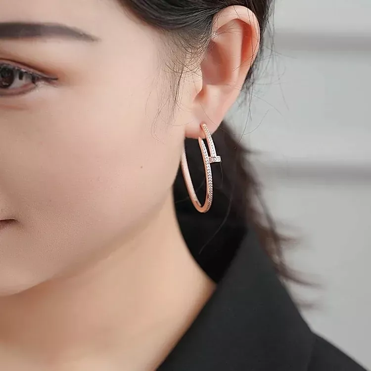 까르띠에 로즈골드 하프 라운드 귀걸이 상세 이미지 8