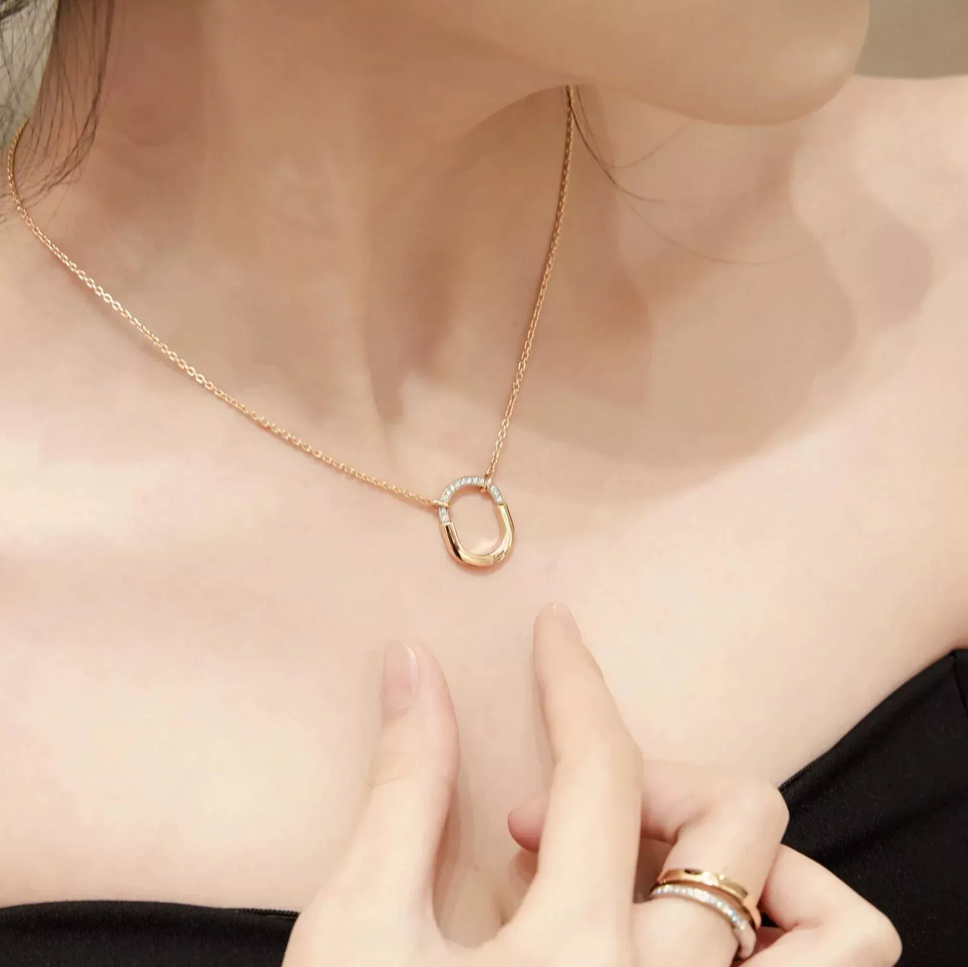티파니앤코 실버톤 반다이아 U락 목걸이 상세 이미지 12