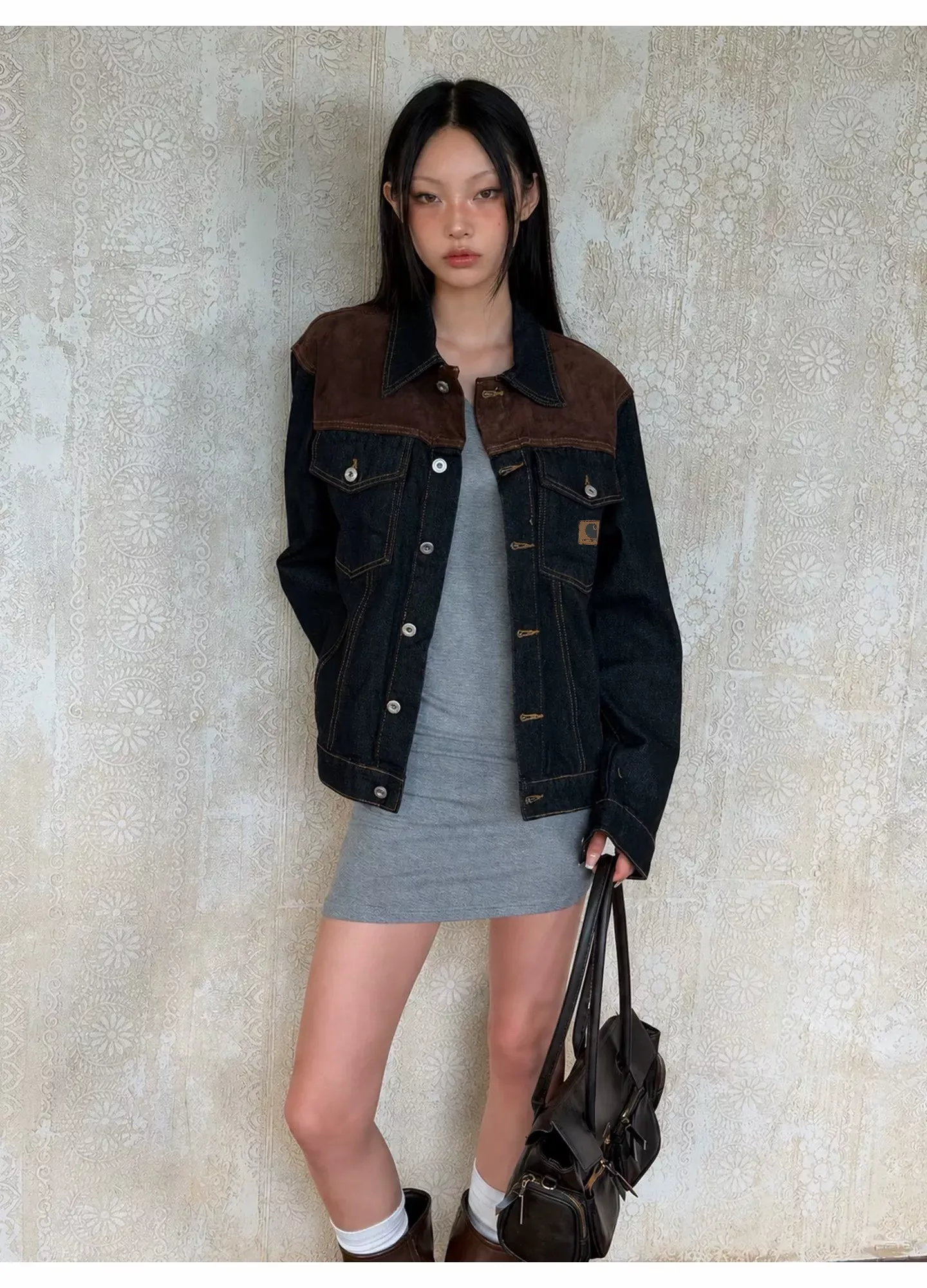 칼하트 스웨이드 배색 숏 남녀공용 데님 재킷 상세 이미지 23