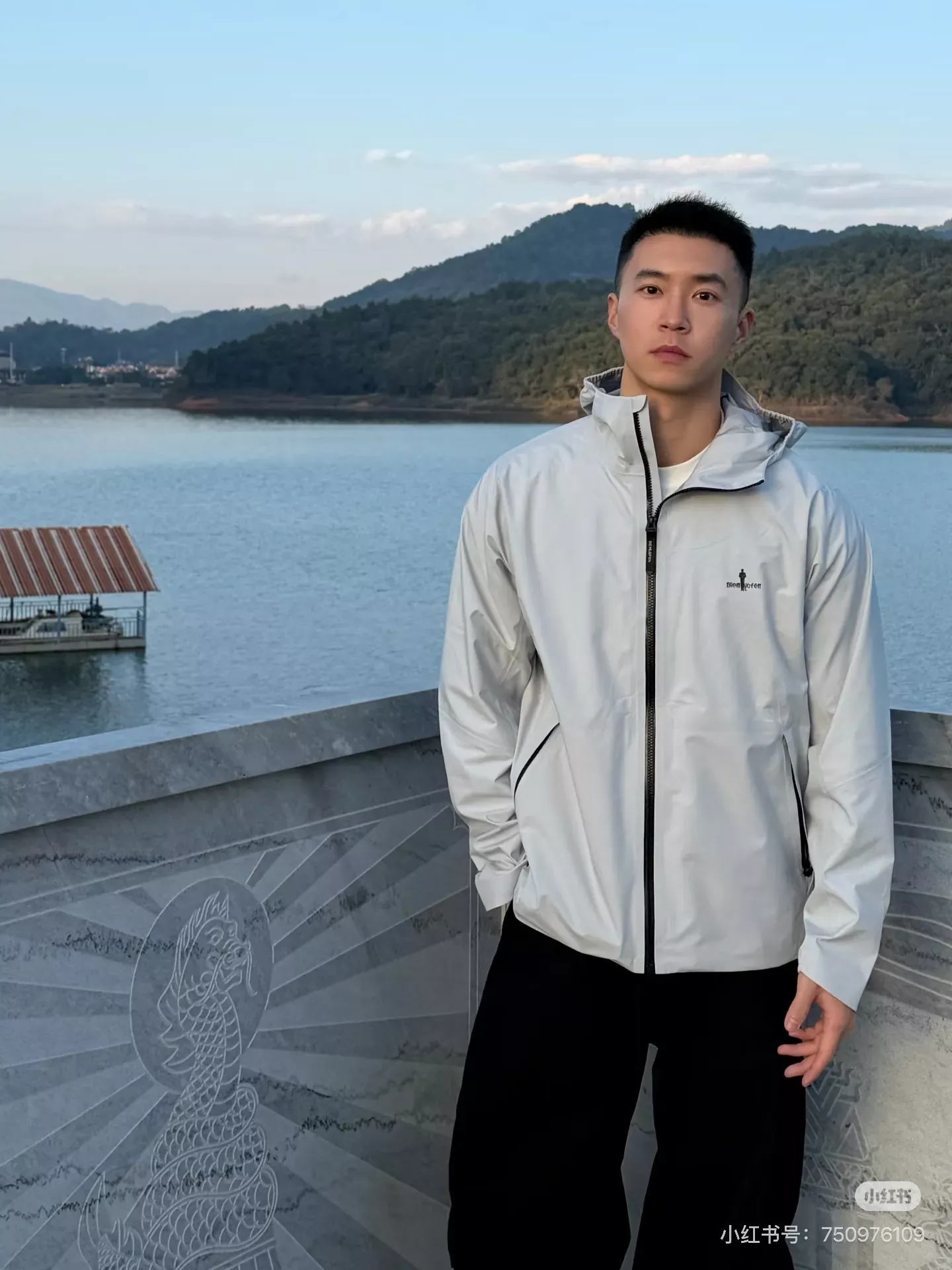 비음러펀 기능성 소프트쉘 남녀공용 후드 재킷 상세 이미지 17
