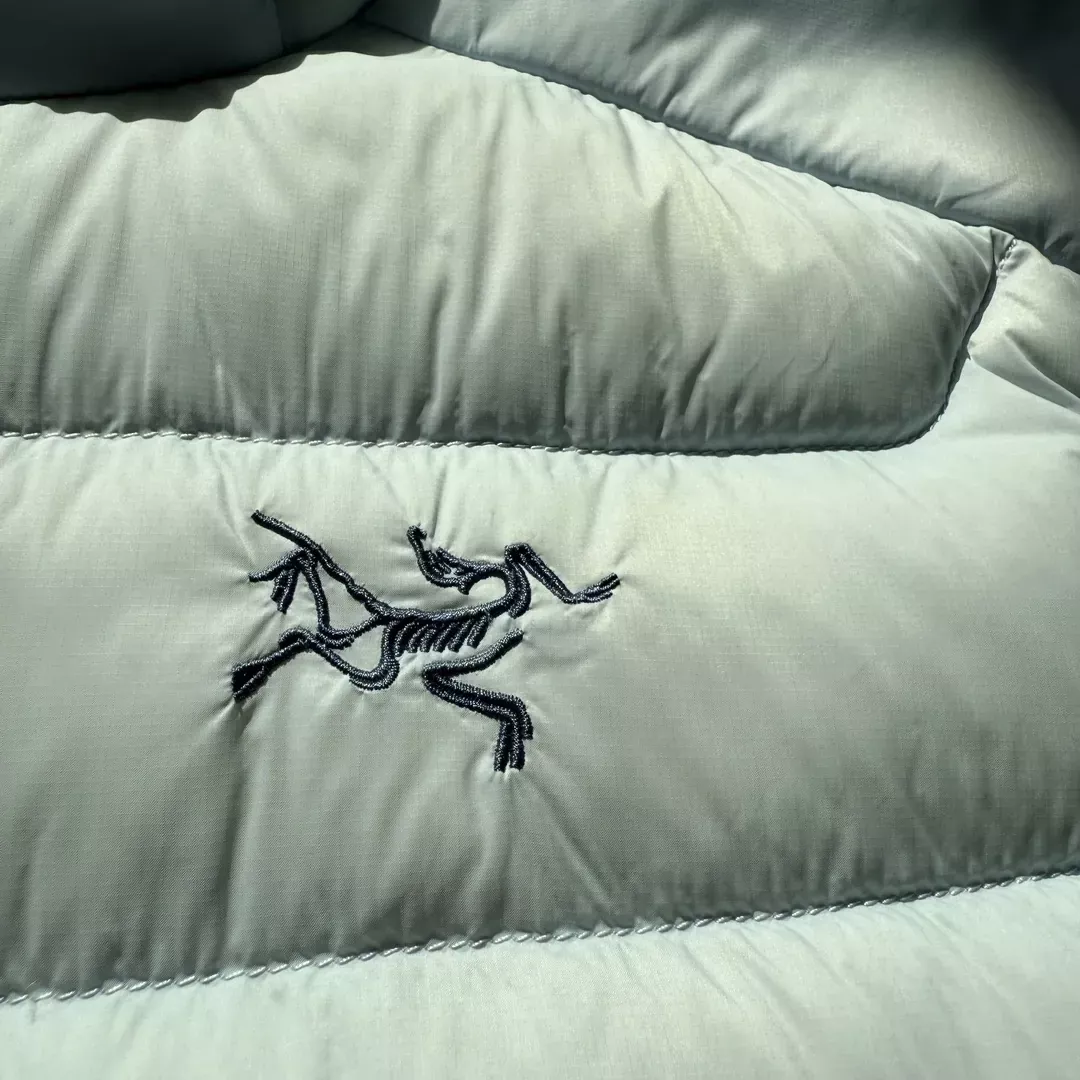 아크테릭스 경량 나일론 지퍼 패딩 조끼 상세 이미지 10
