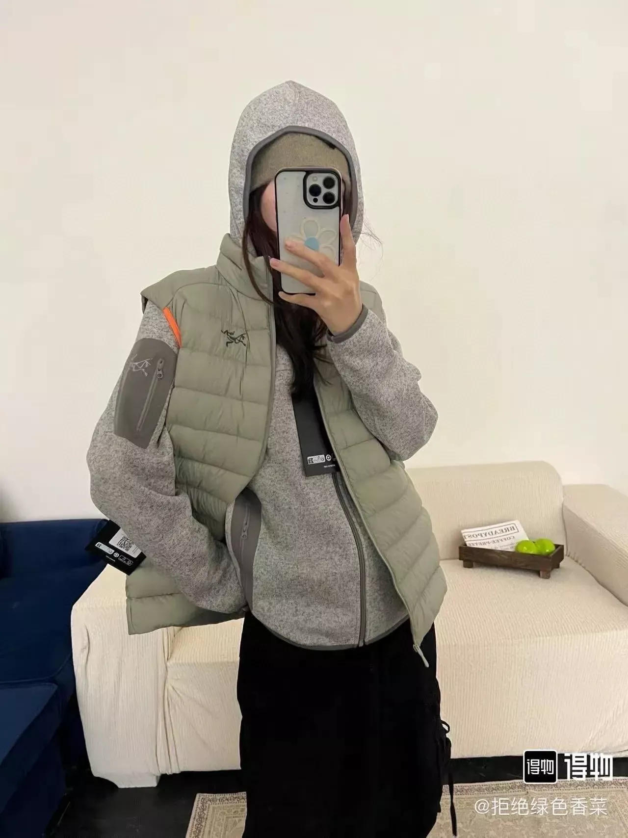 아크테릭스 경량 나일론 지퍼 패딩 조끼 상세 이미지 20