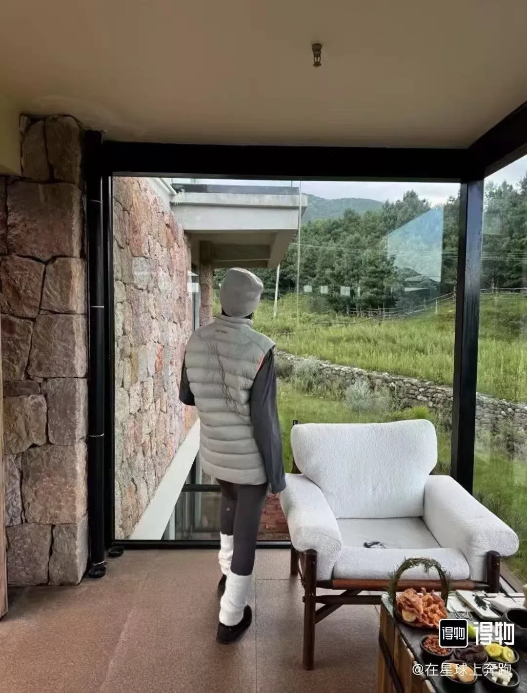 아크테릭스 경량 나일론 지퍼 패딩 조끼 상세 이미지 22