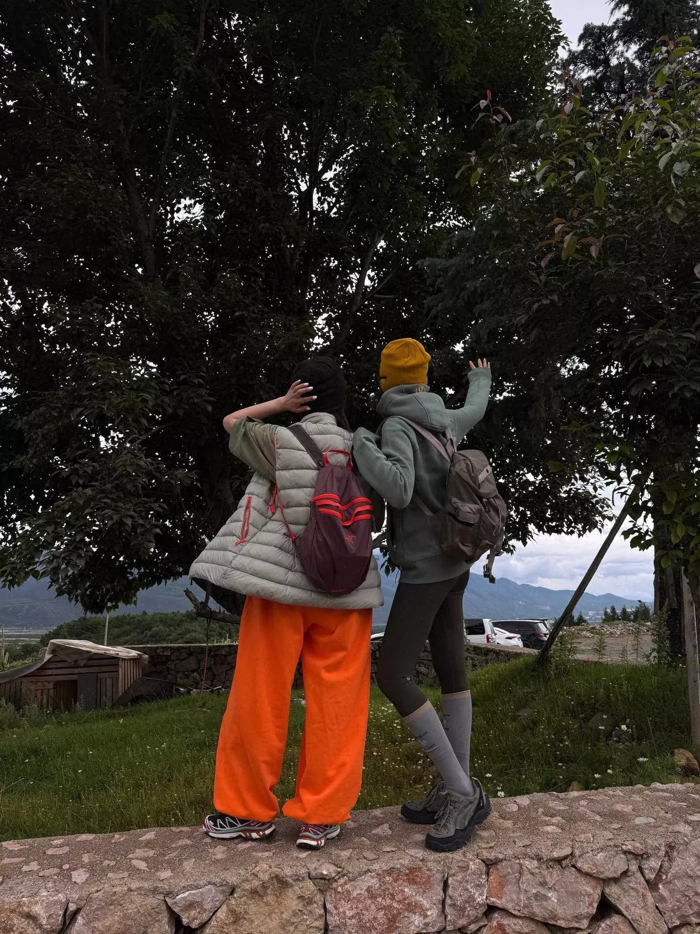 아크테릭스 경량 나일론 지퍼 패딩 조끼 상세 이미지 29