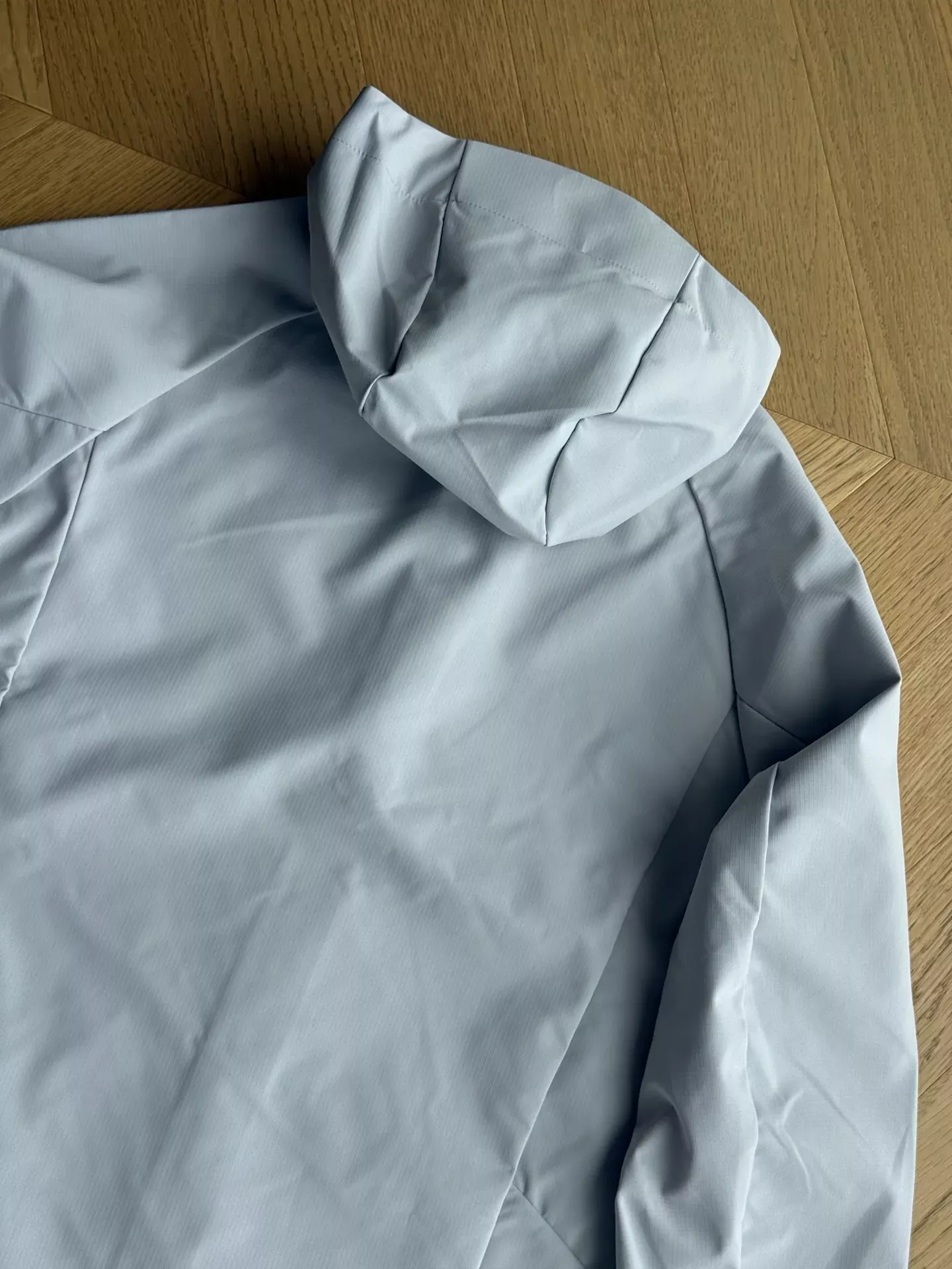 카일라스 자수 경량 후드 남녀공용 후드 재킷 상세 이미지 20