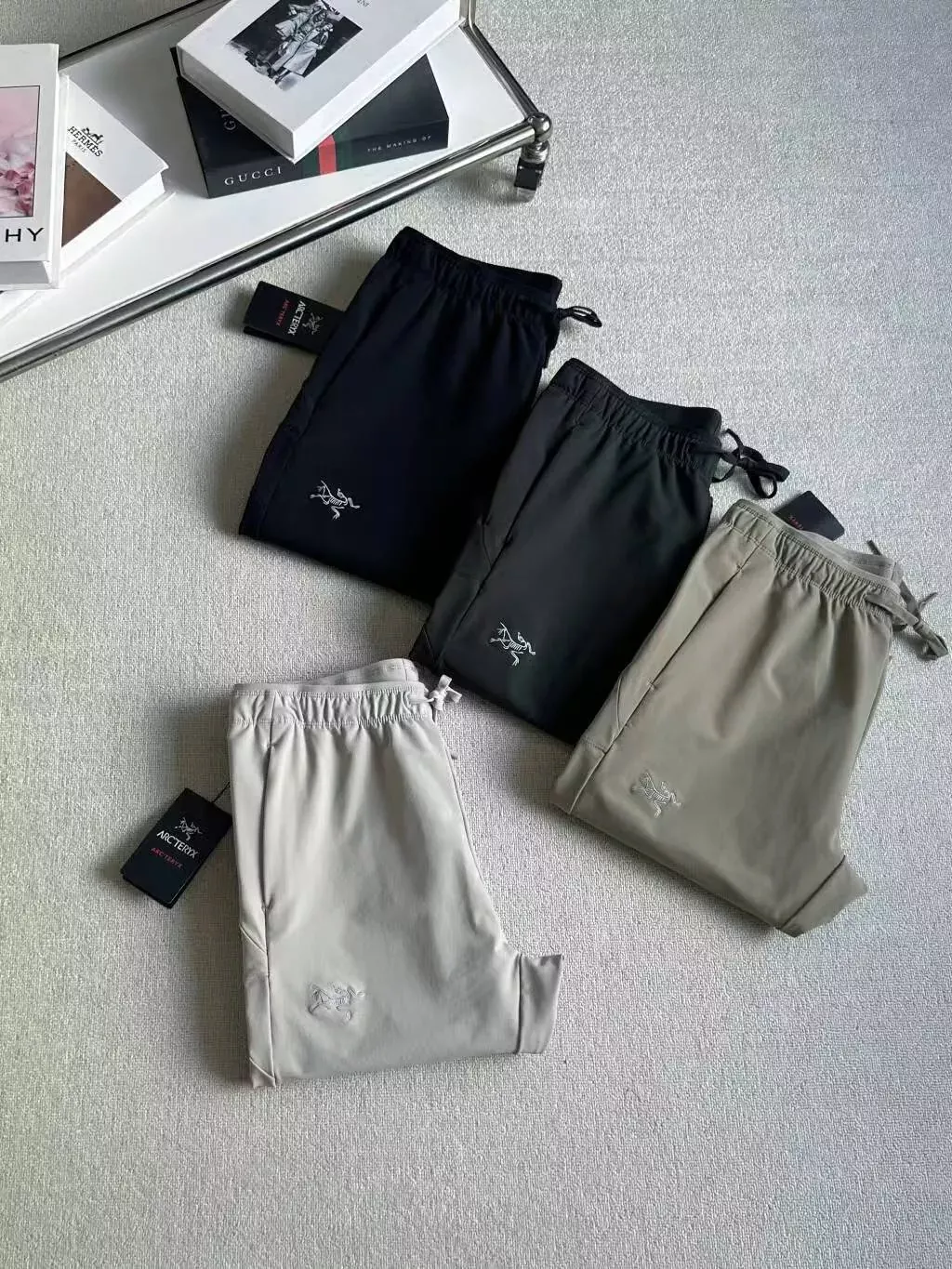 아크테릭스 자수 포인트 밴딩 남녀공용 캐쥬얼 팬츠 상세 이미지 9