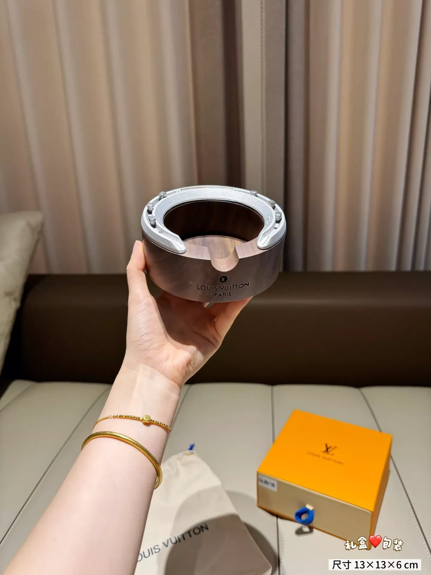 루이비통 블랙 월넛 우드 일체형 재떨이 상세 이미지 1